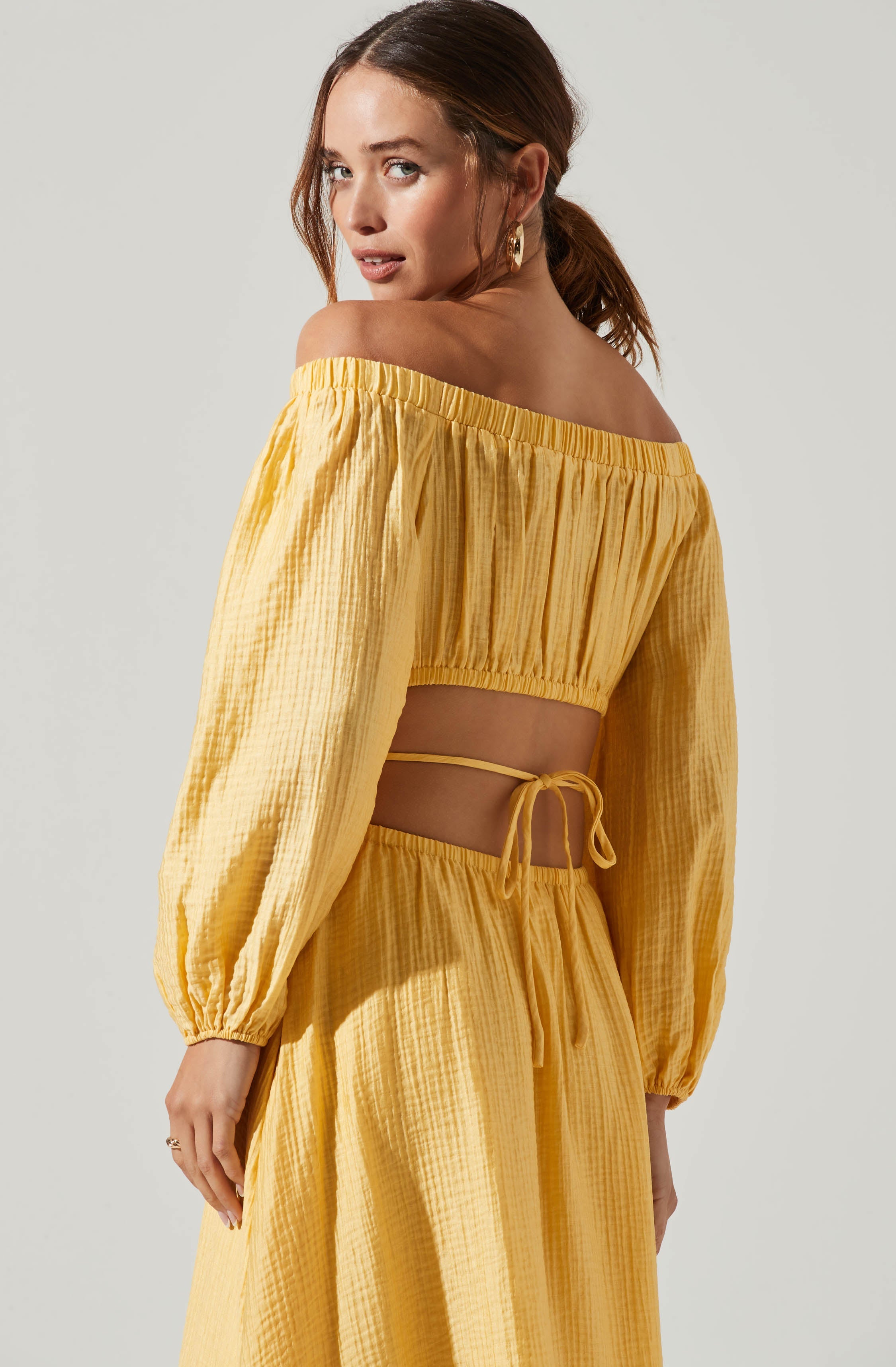 Cassian Cutout Off Shoulder Midi Dress-Aljck
