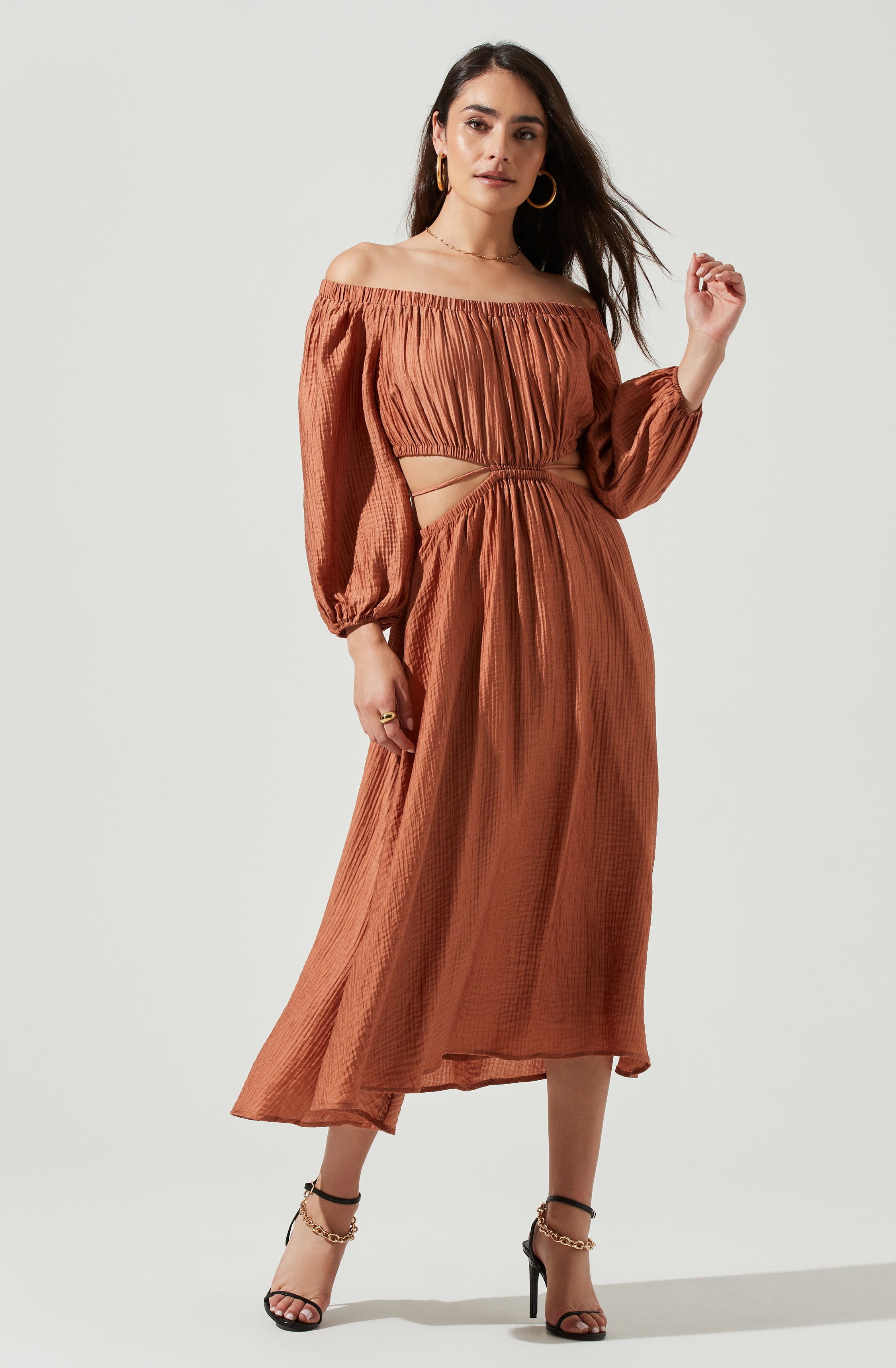 Cassian Cutout Off Shoulder Midi Dress-Aljck
