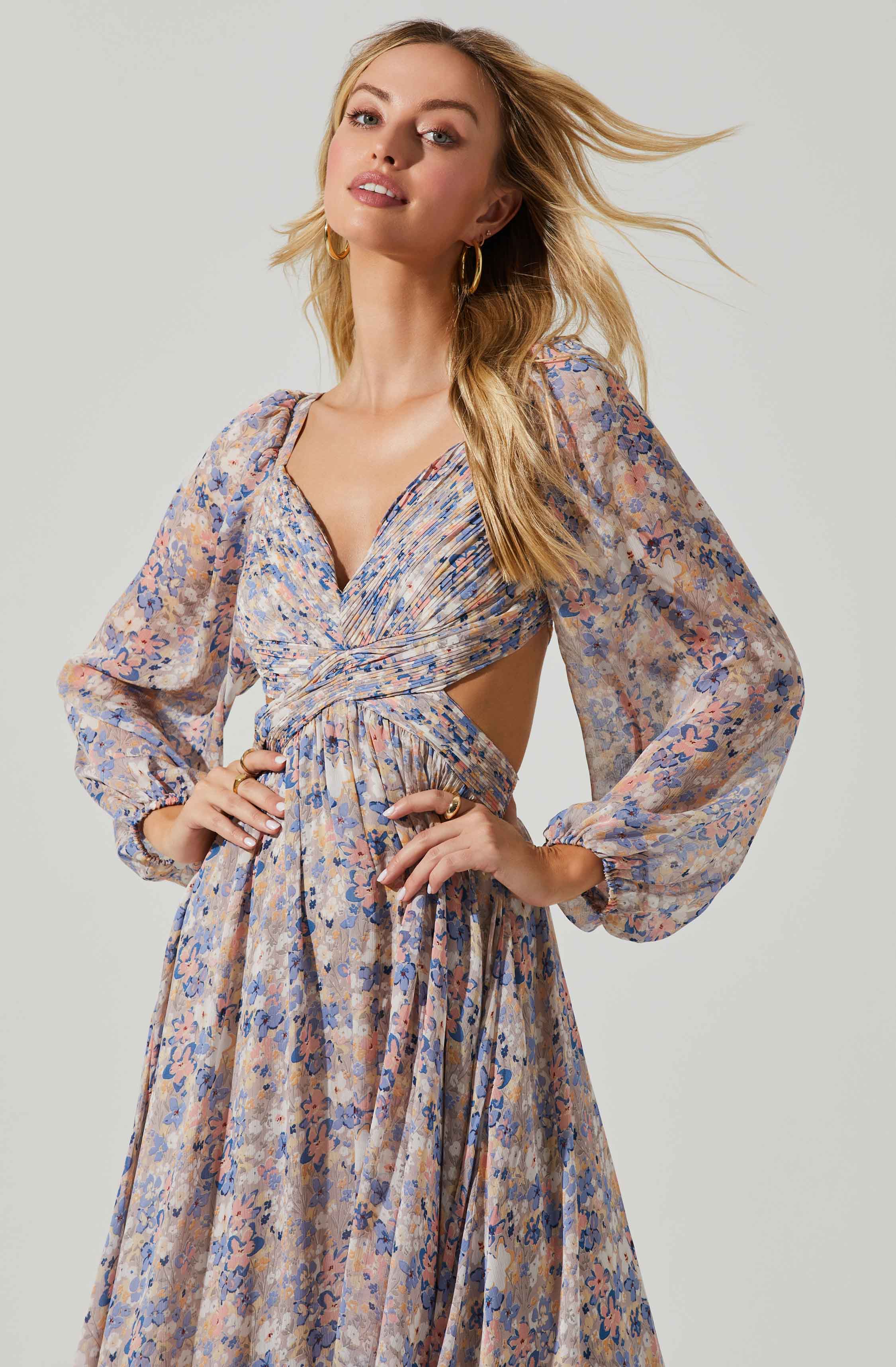 Kammy Floral Open Back Strappy Long Sleeve Maxi Dress-Aljck