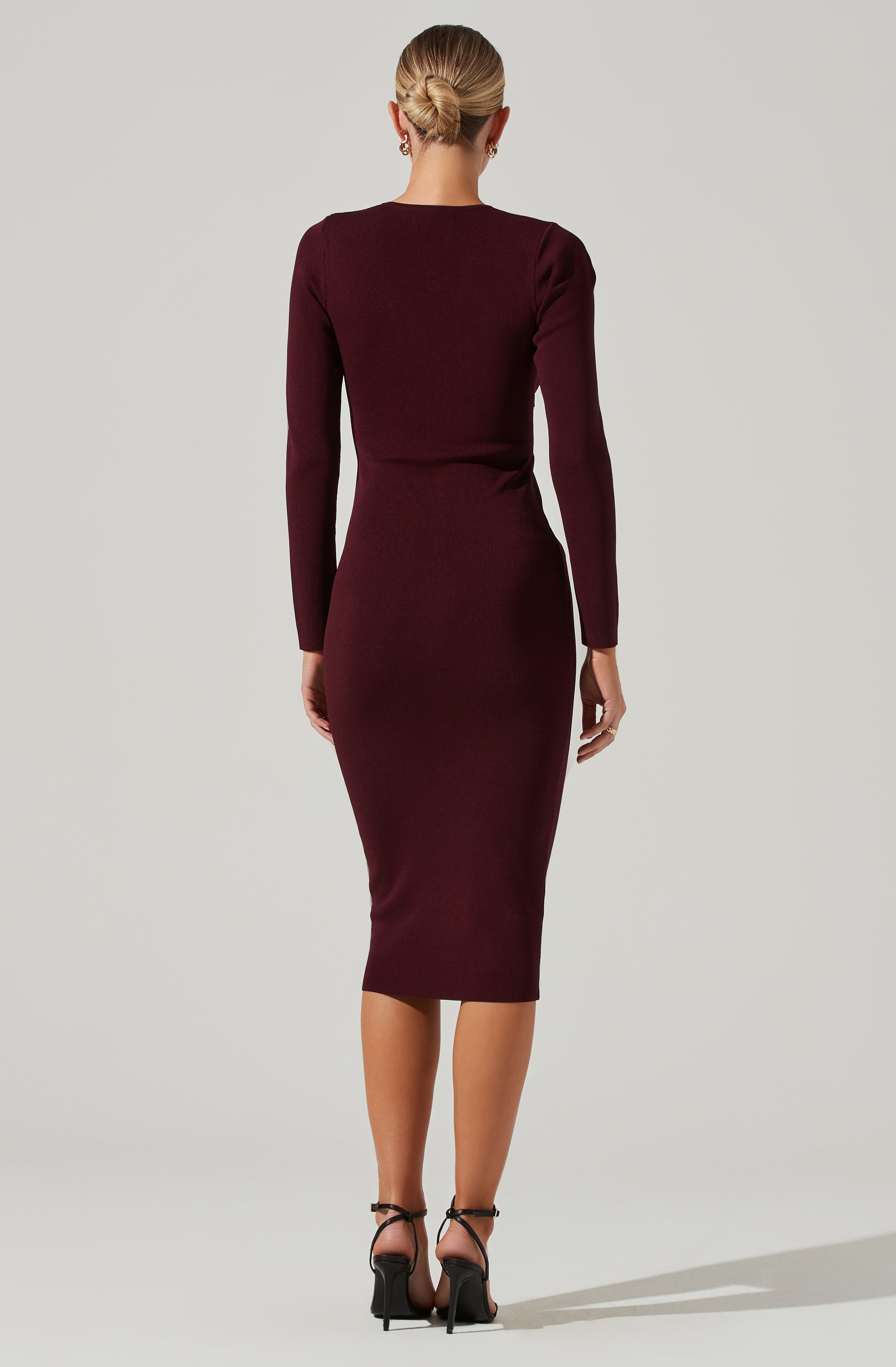 Jovie Front Cutout Bodycon Midi Dress-Aljck