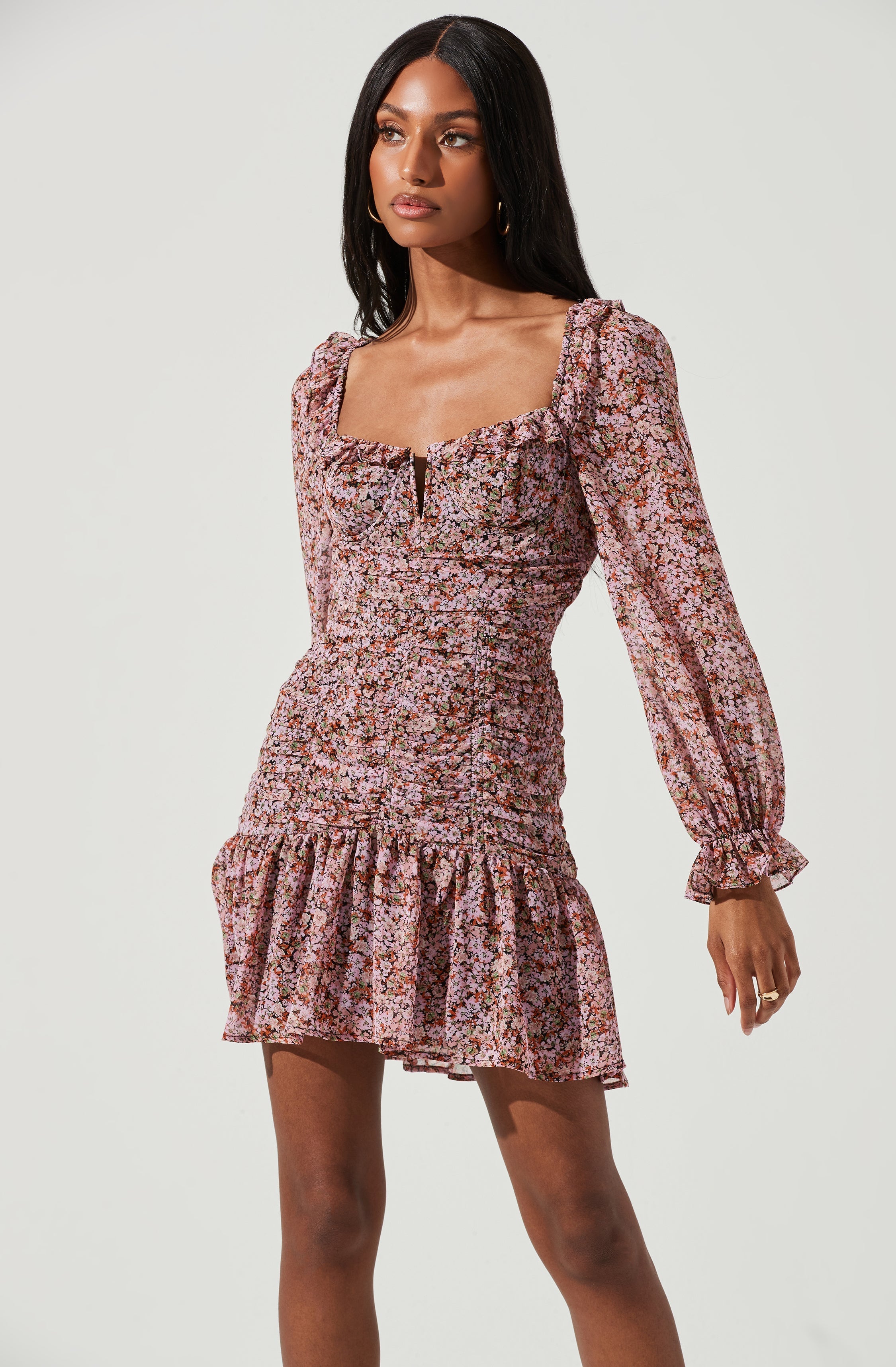 Carmella Sweetheart Ruched Long Sleeve Mini Dress-Aljck