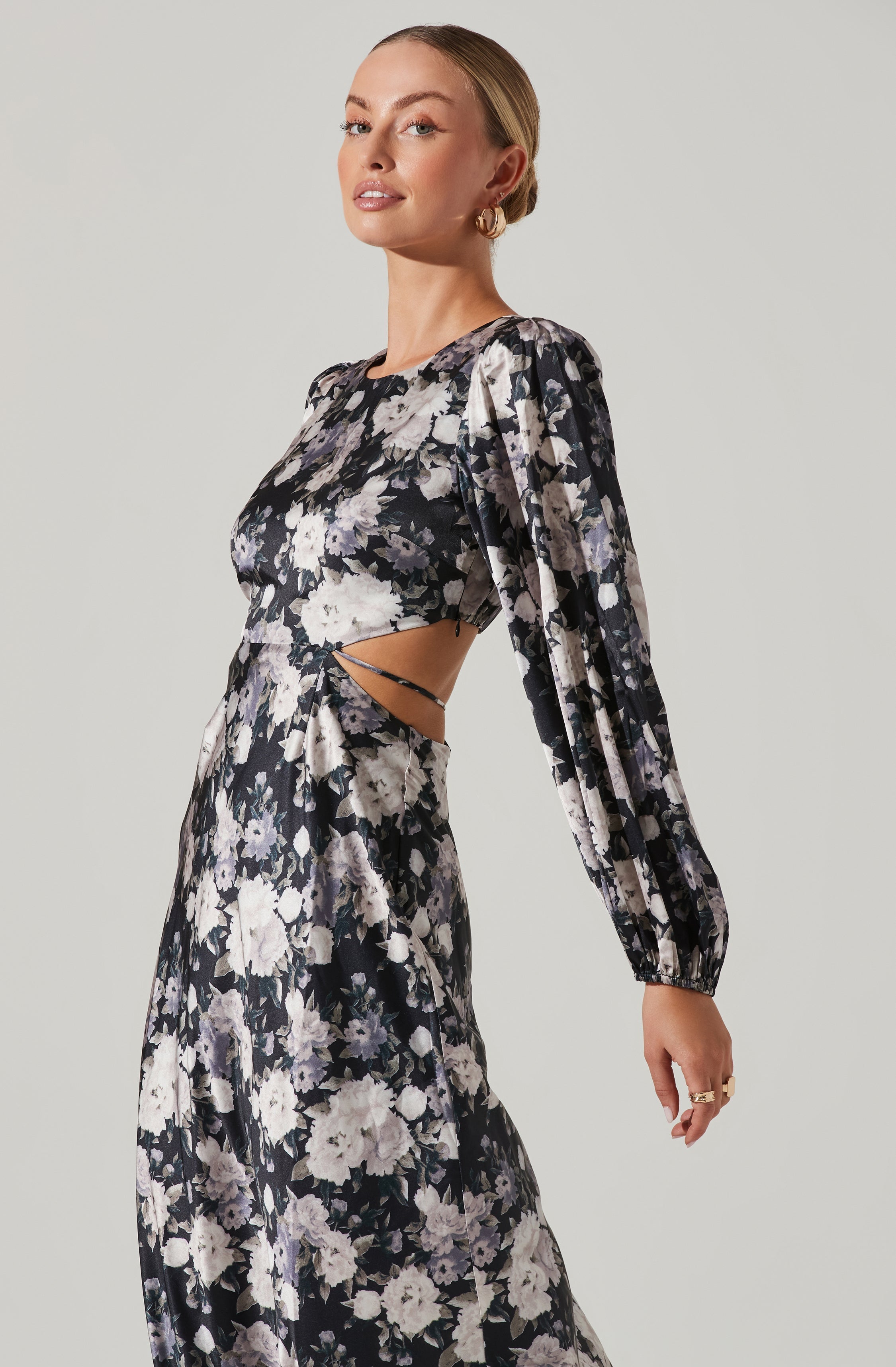 Quinn Floral Cutout Midi Dress-Aljck