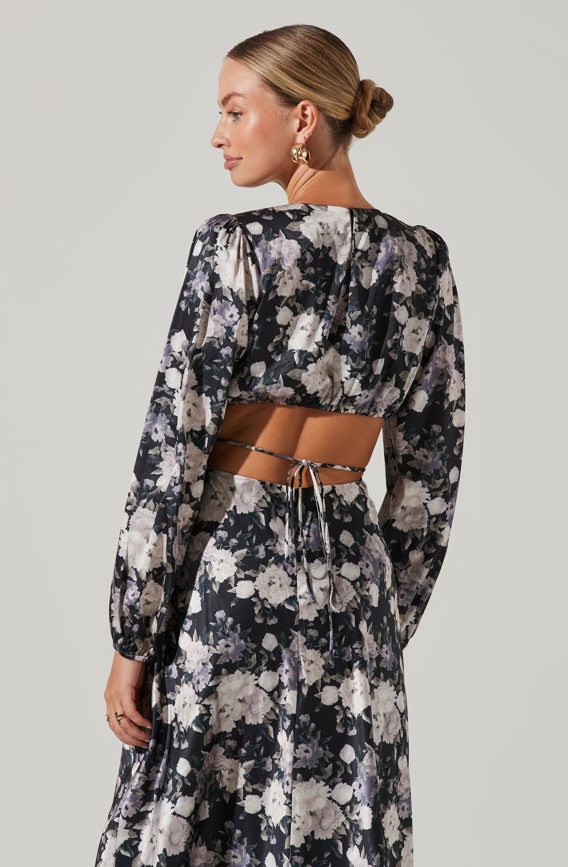 Quinn Floral Cutout Midi Dress-Aljck