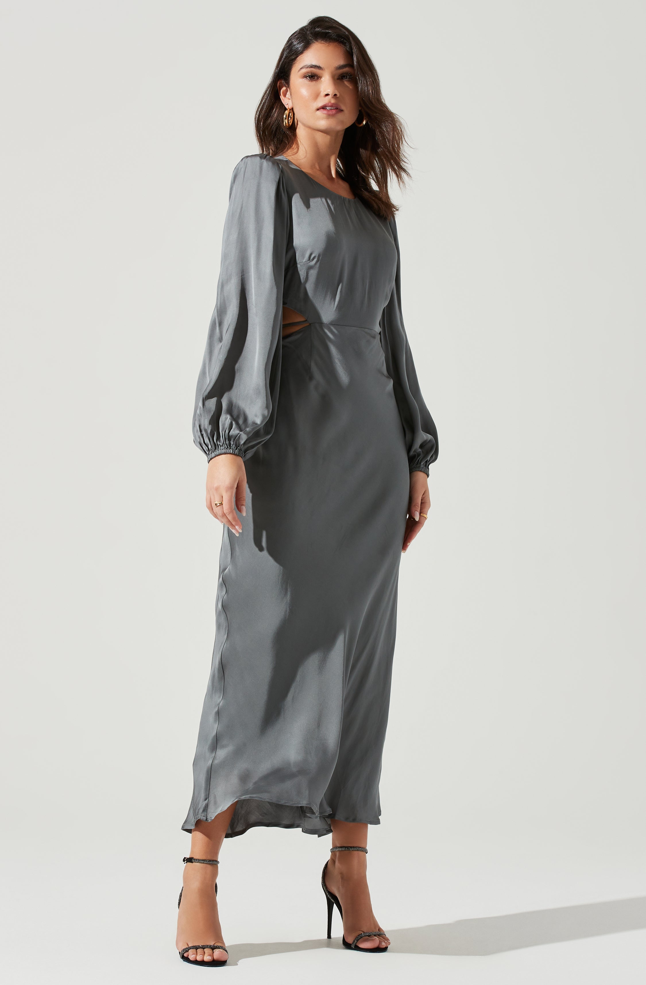 Quinn Cutout Long Sleeve Midi Dress-Aljck