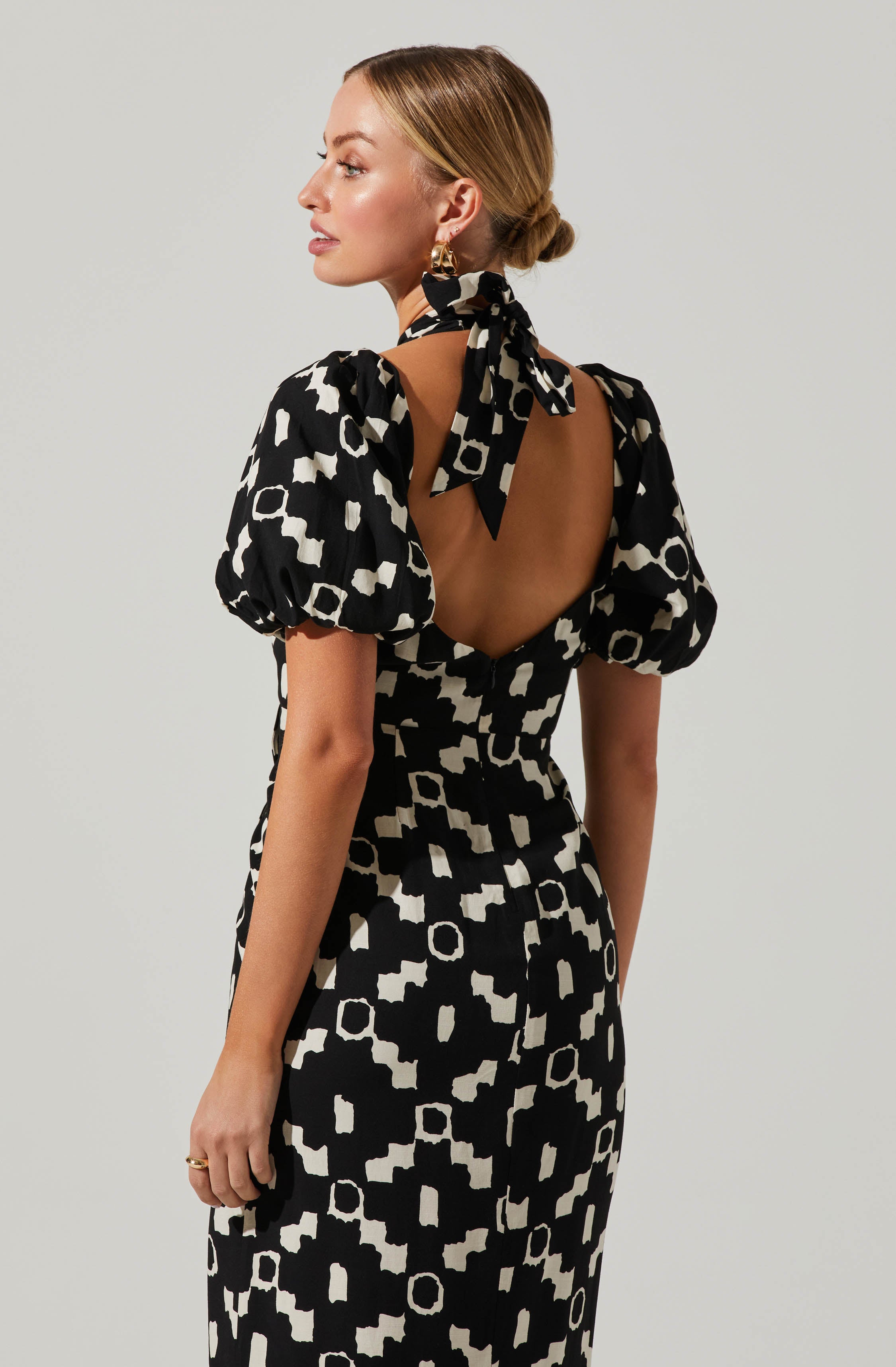 Hailey Geo Print Halter Midi Dress-Aljck