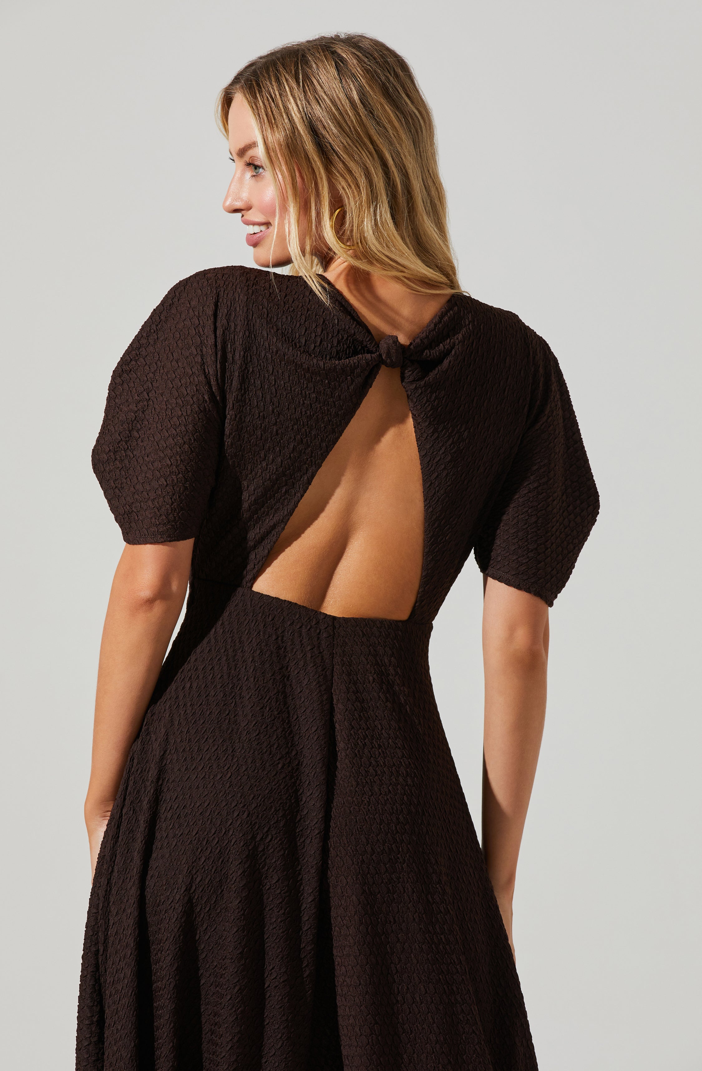 Manola Cutout Puff Sleeve Midi Dress-Aljck