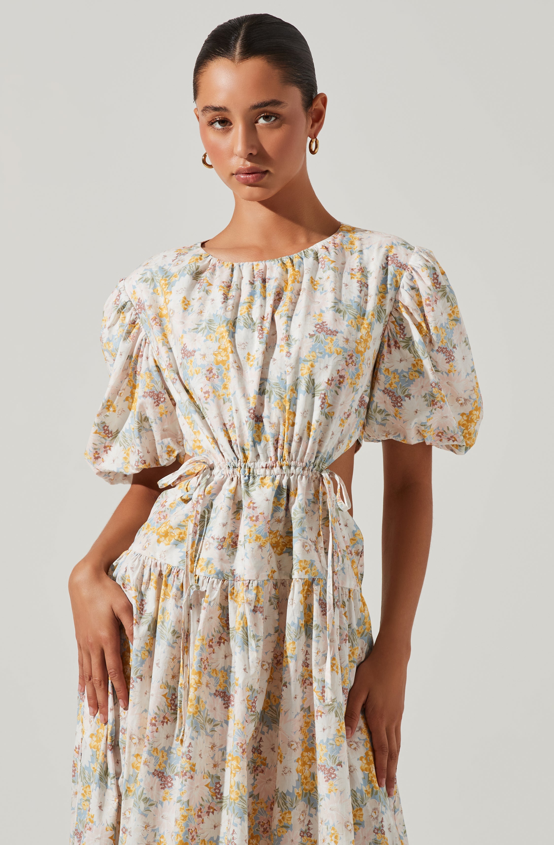 Shelby Floral Puff Sleeve Open Back Maxi Dress-Aljck