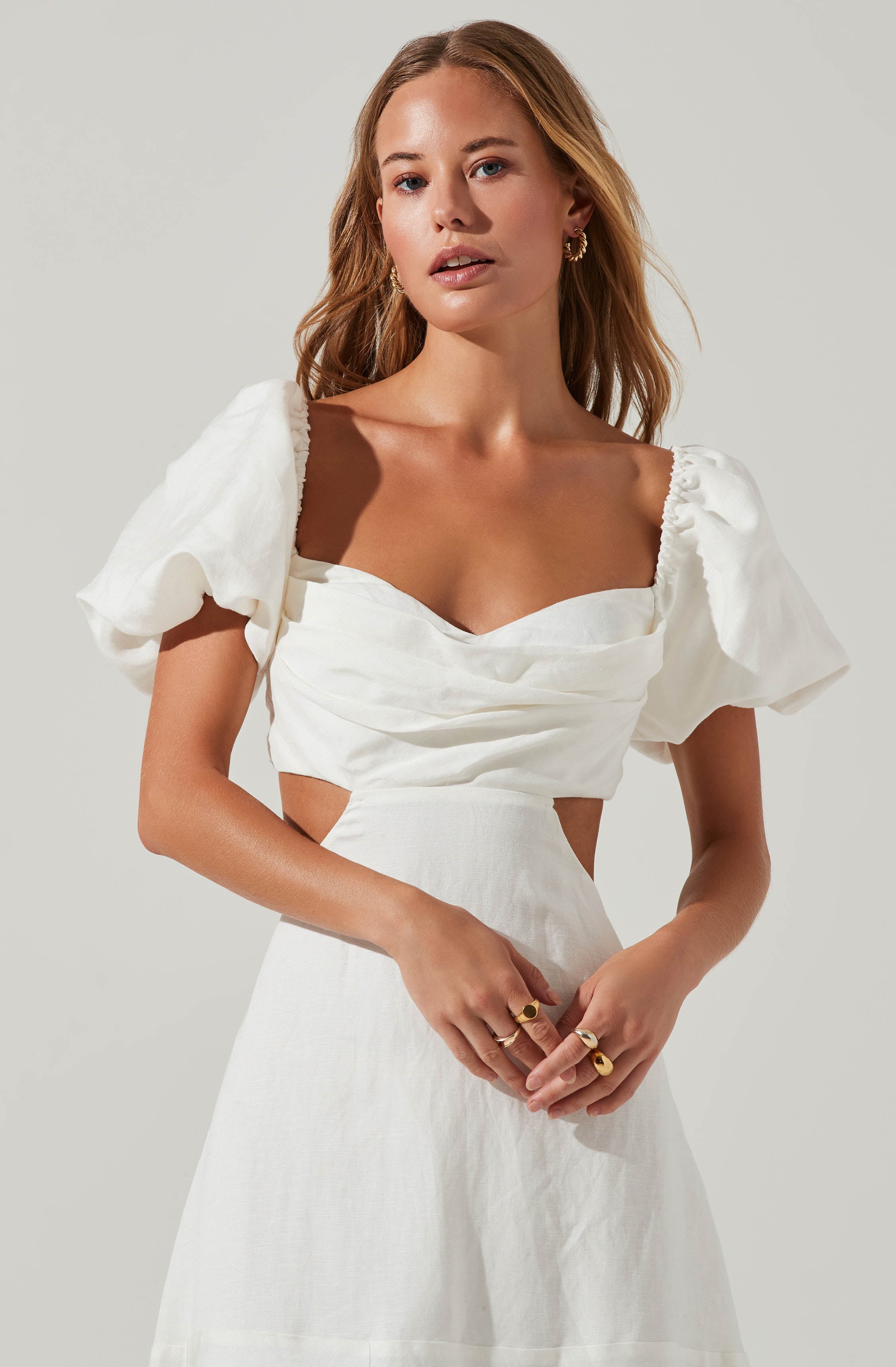Winley Puff Sleeve Cutout Midi Dress-Aljck