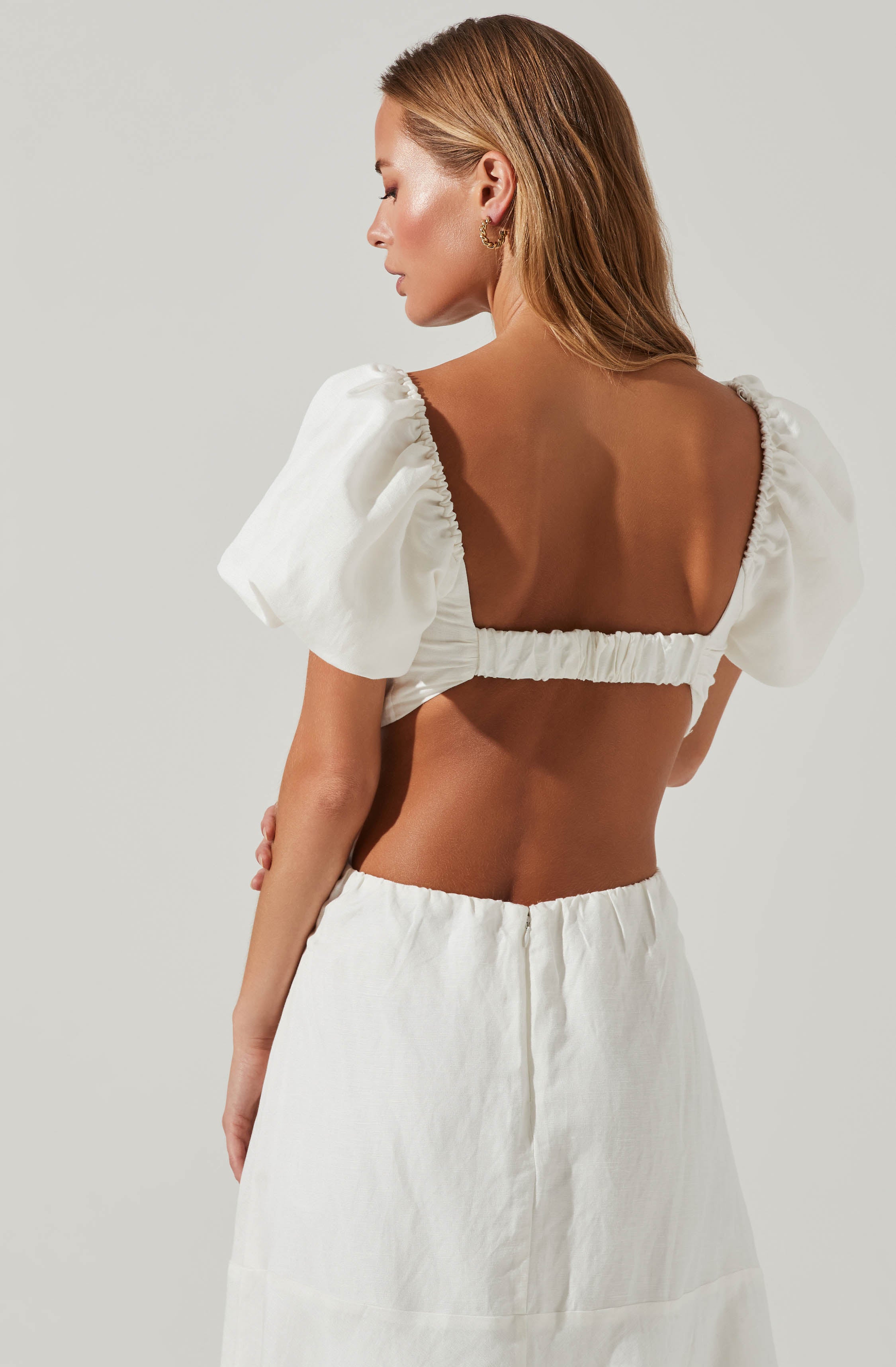 Winley Puff Sleeve Cutout Midi Dress-Aljck