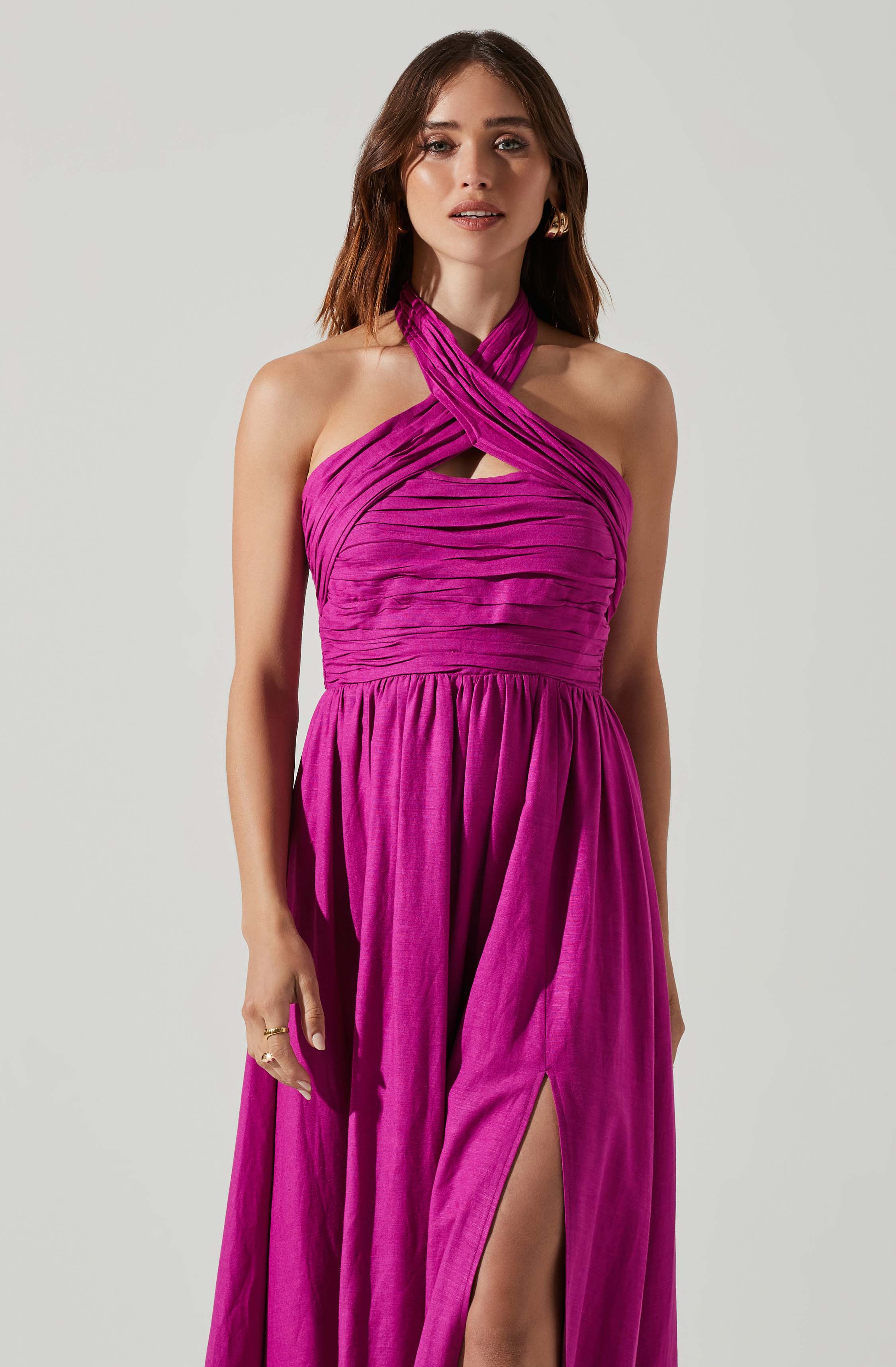 Zaria Pleated Halter Midi Dress-Aljck