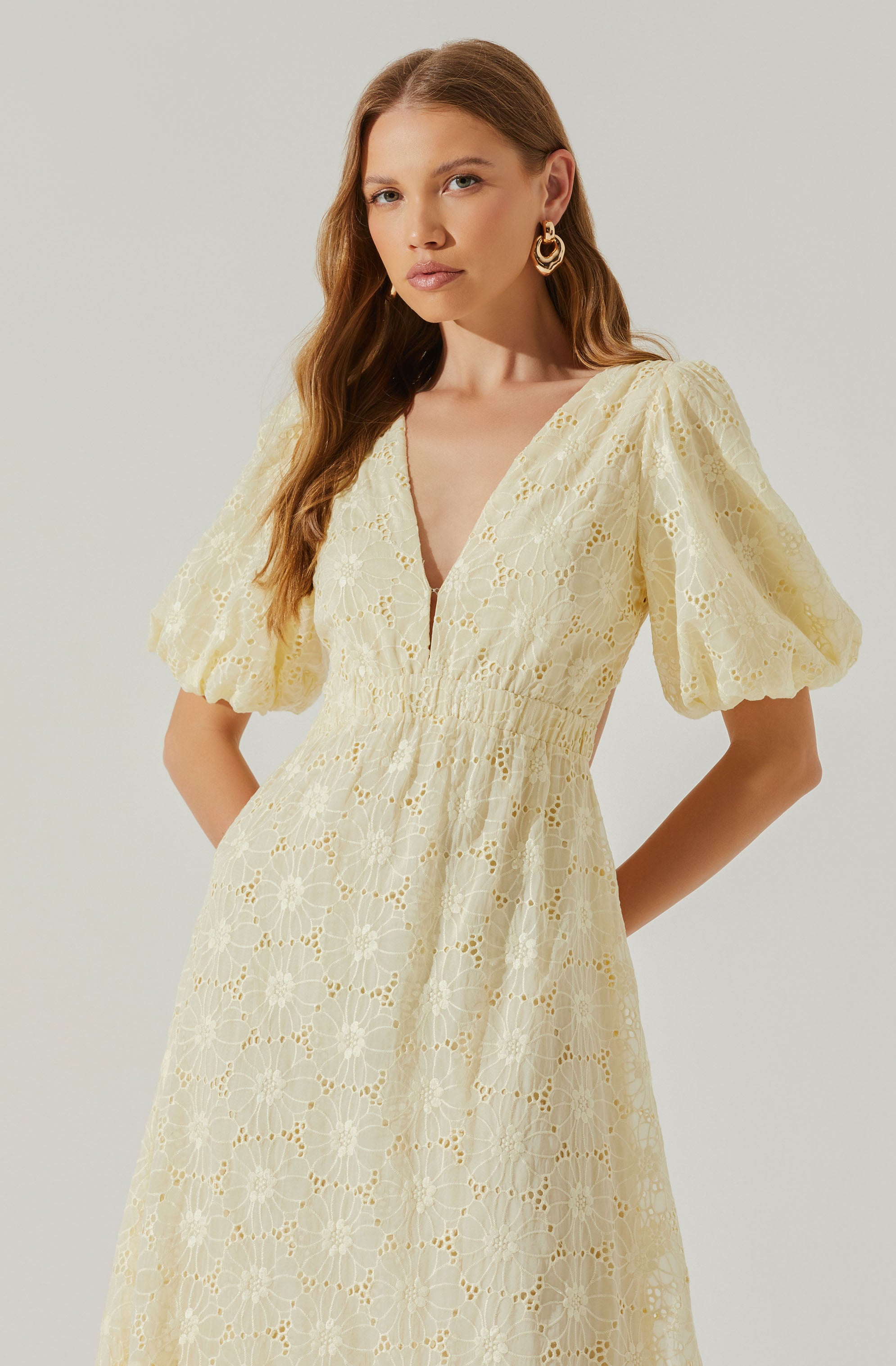 Jaxine Eyelet Puff Sleeve Open Back Midi Dress-Aljck