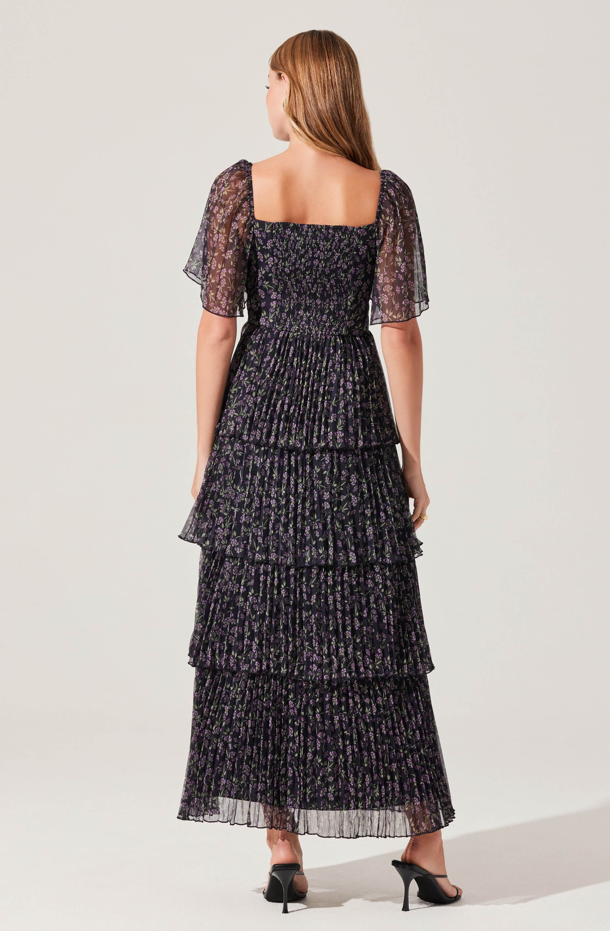 Gracelynn Pleated Tiered Maxi Dress-Aljck