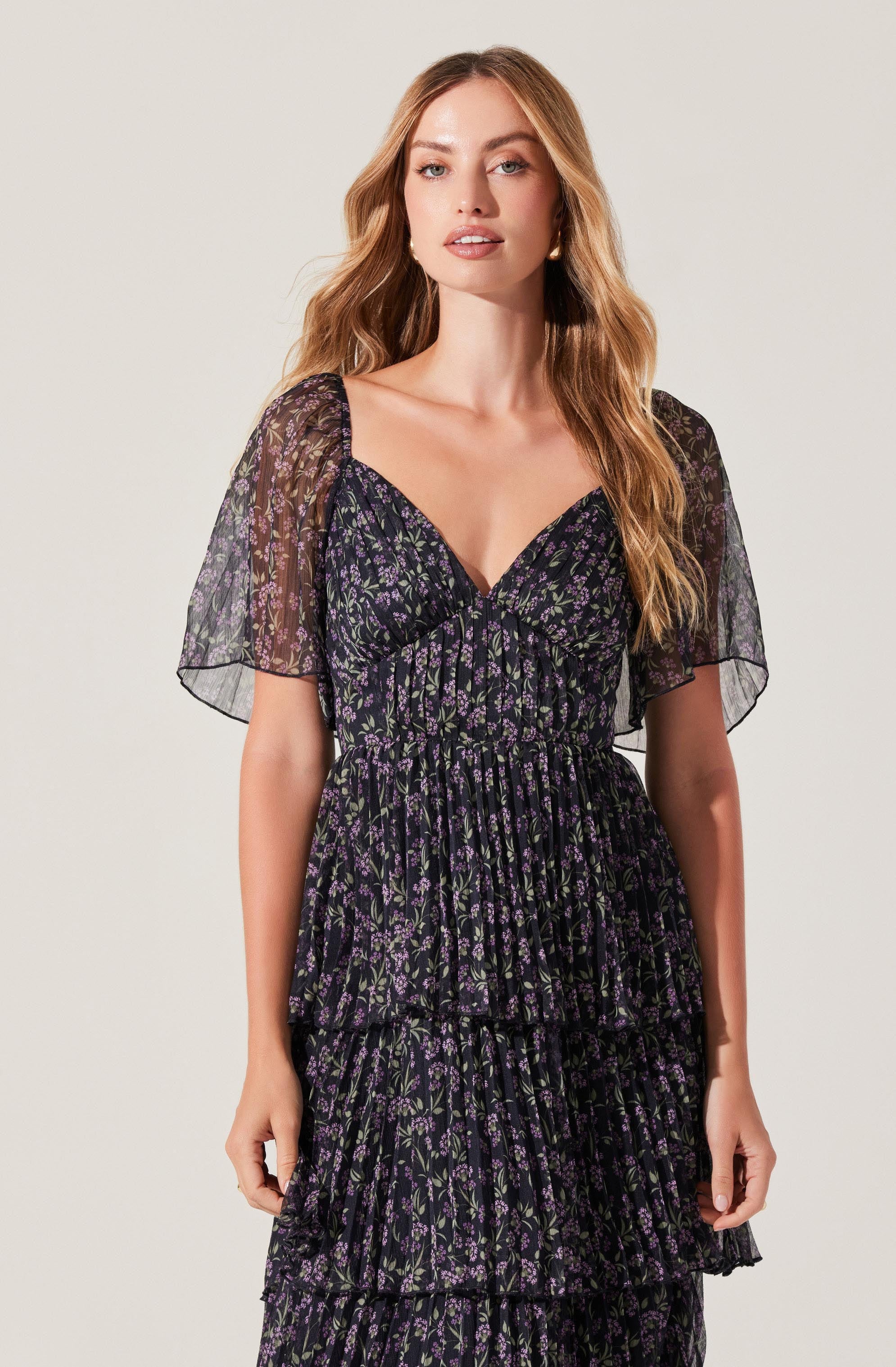 Gracelynn Pleated Tiered Maxi Dress-Aljck