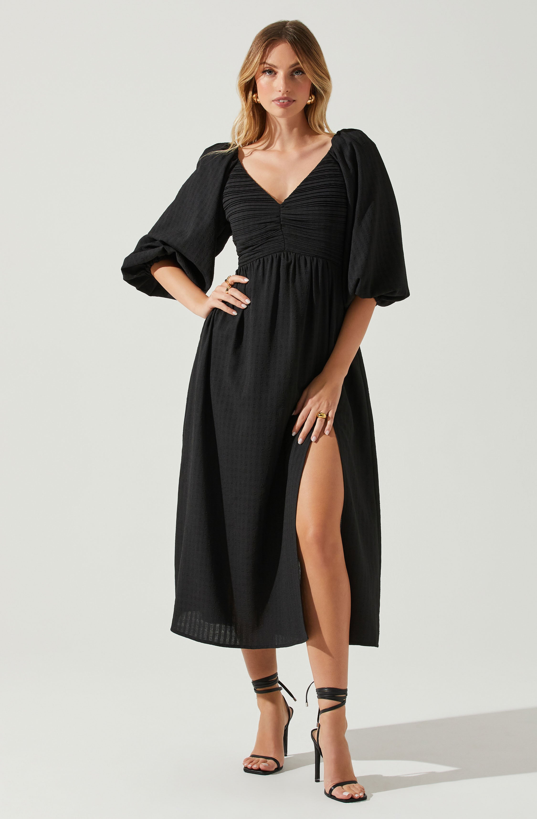 Juniper Half Sleeve Textured Midi Dress-Aljck