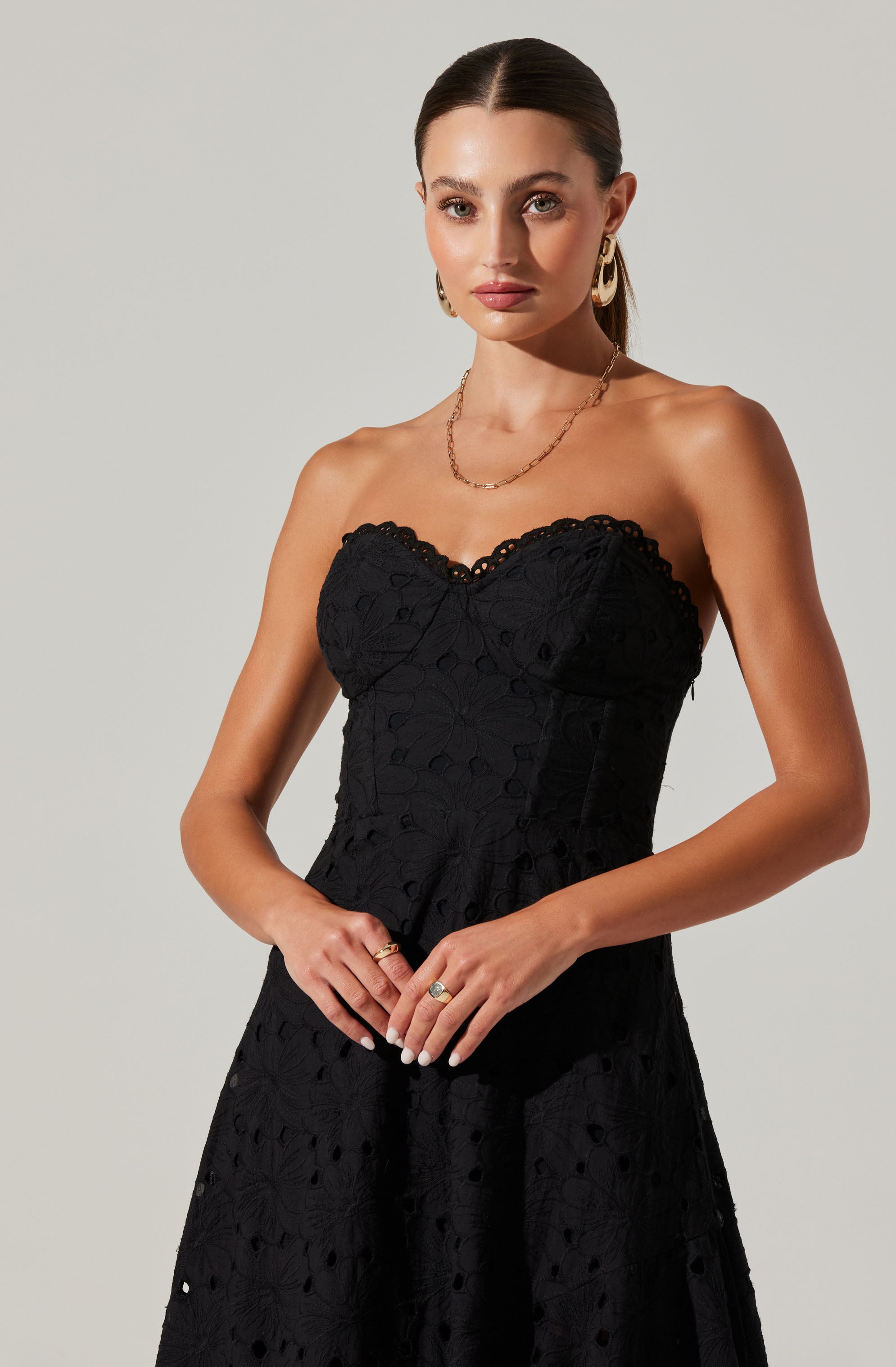 Suvi Eyelet Midi Dress-Aljck