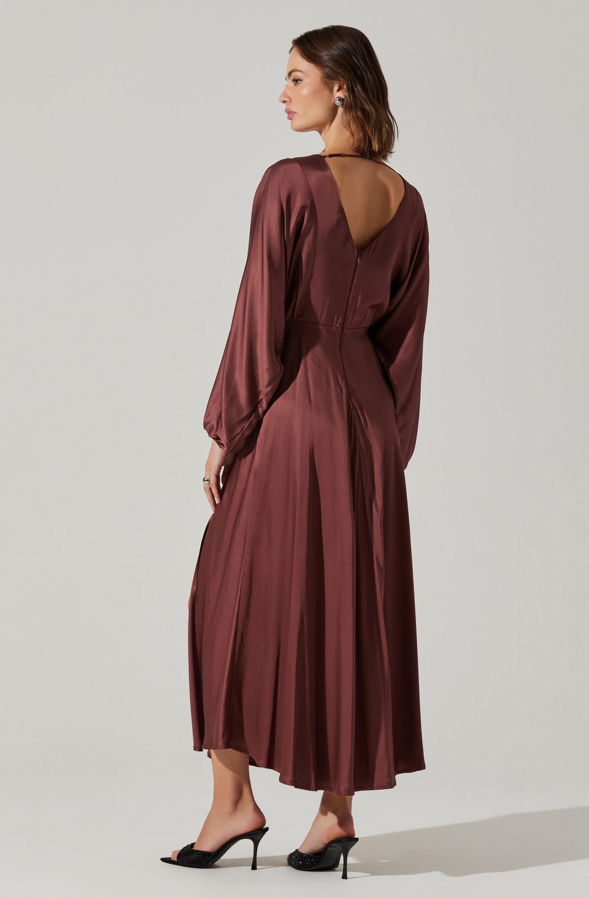 Kimiko V-Neck Midi Dress-Aljck