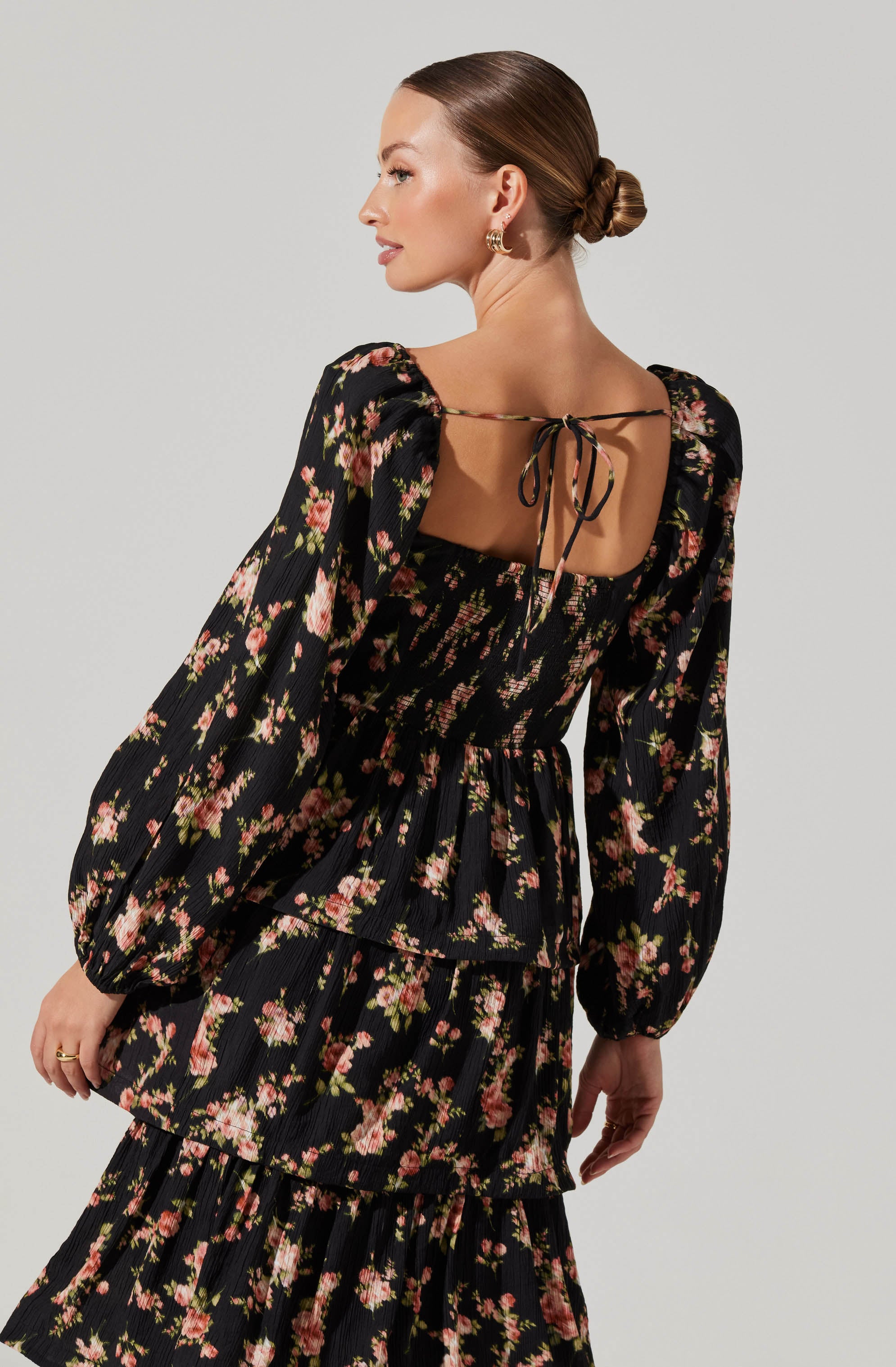Aumie Tiered Floral Maxi Dress-Aljck