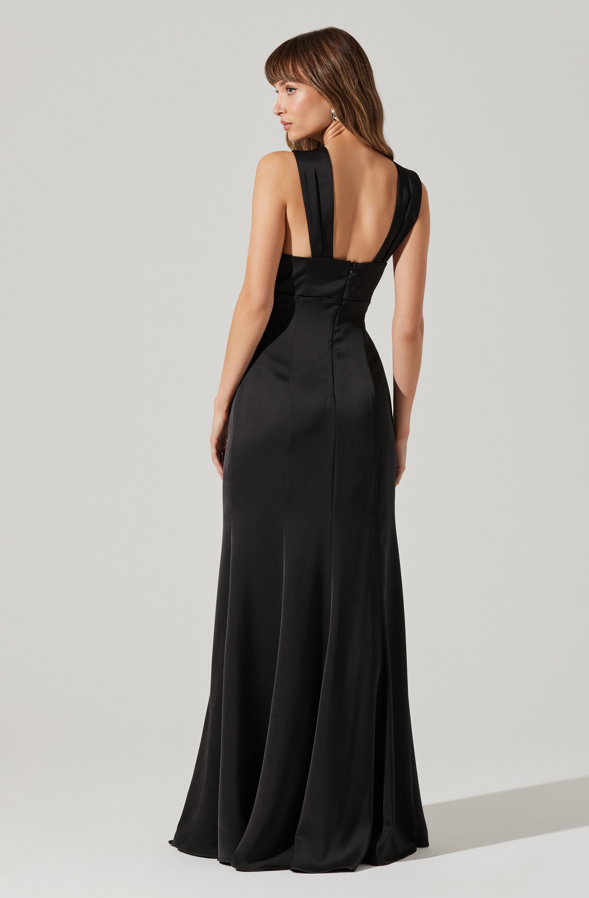 Georgiana Halter Neck Maxi Dress-Aljck