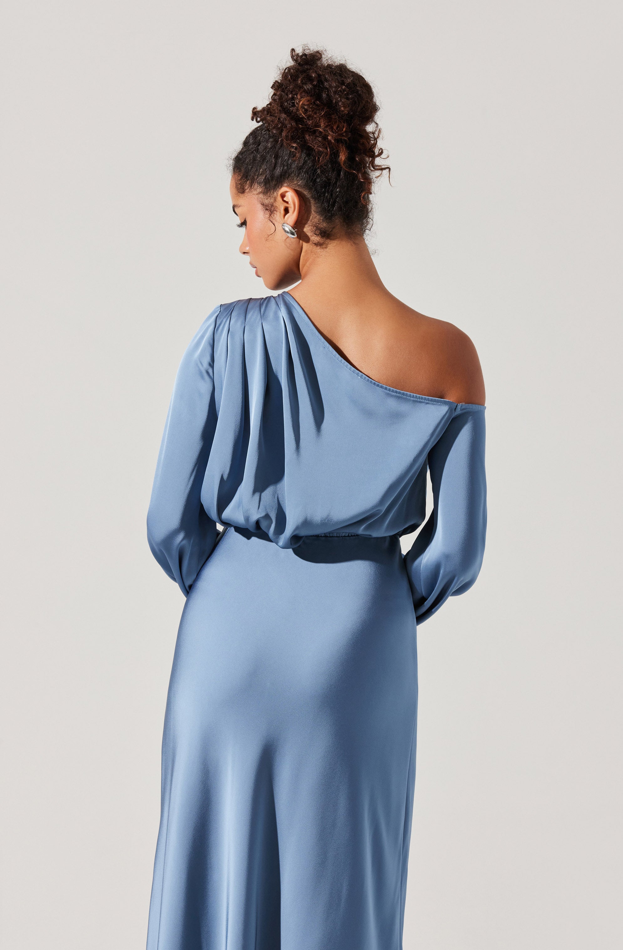 Elwood Satin Off Shoulder Dress-Aljck