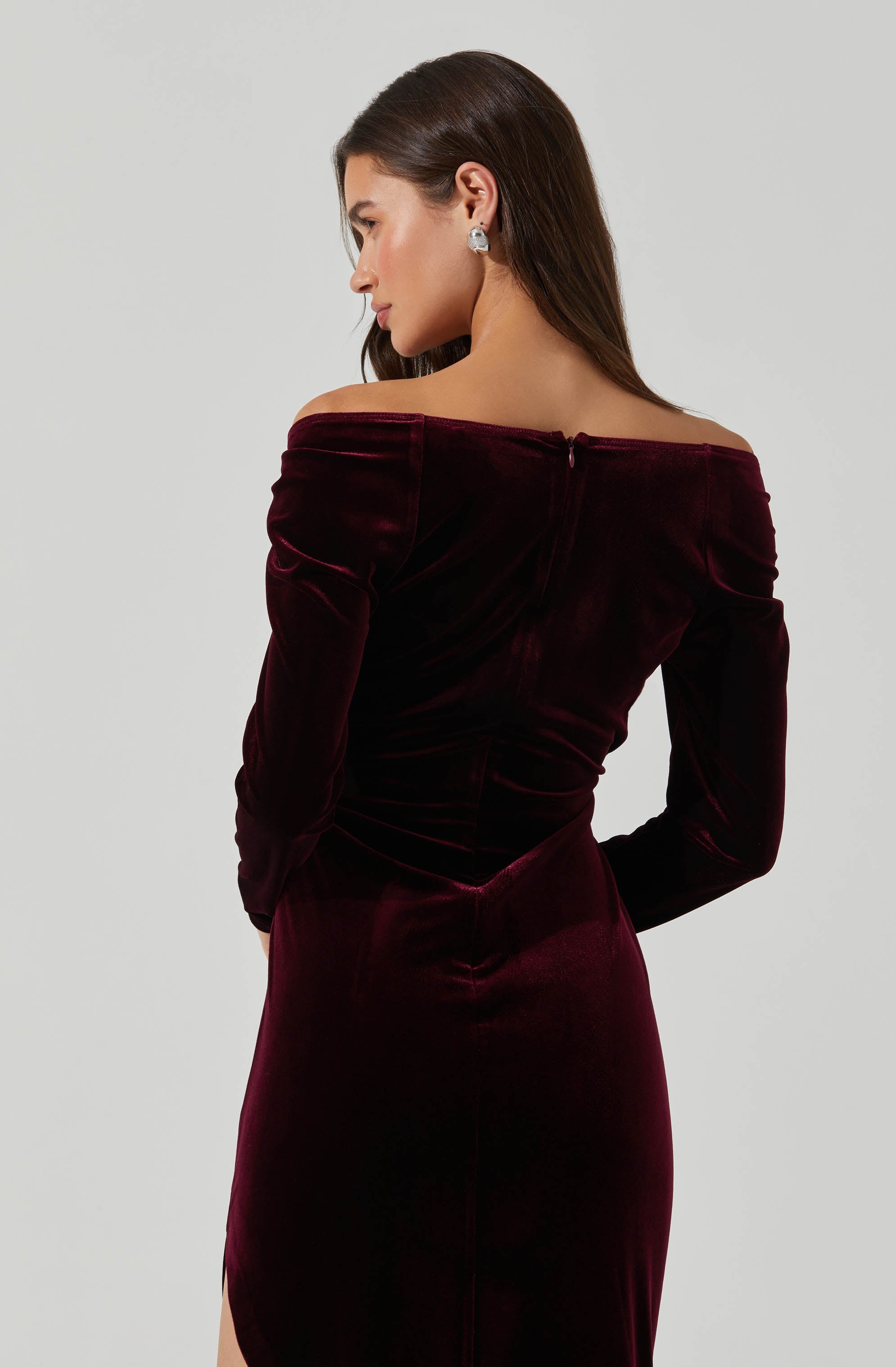 Sirica Velvet Off Shoulder Dress-Aljck