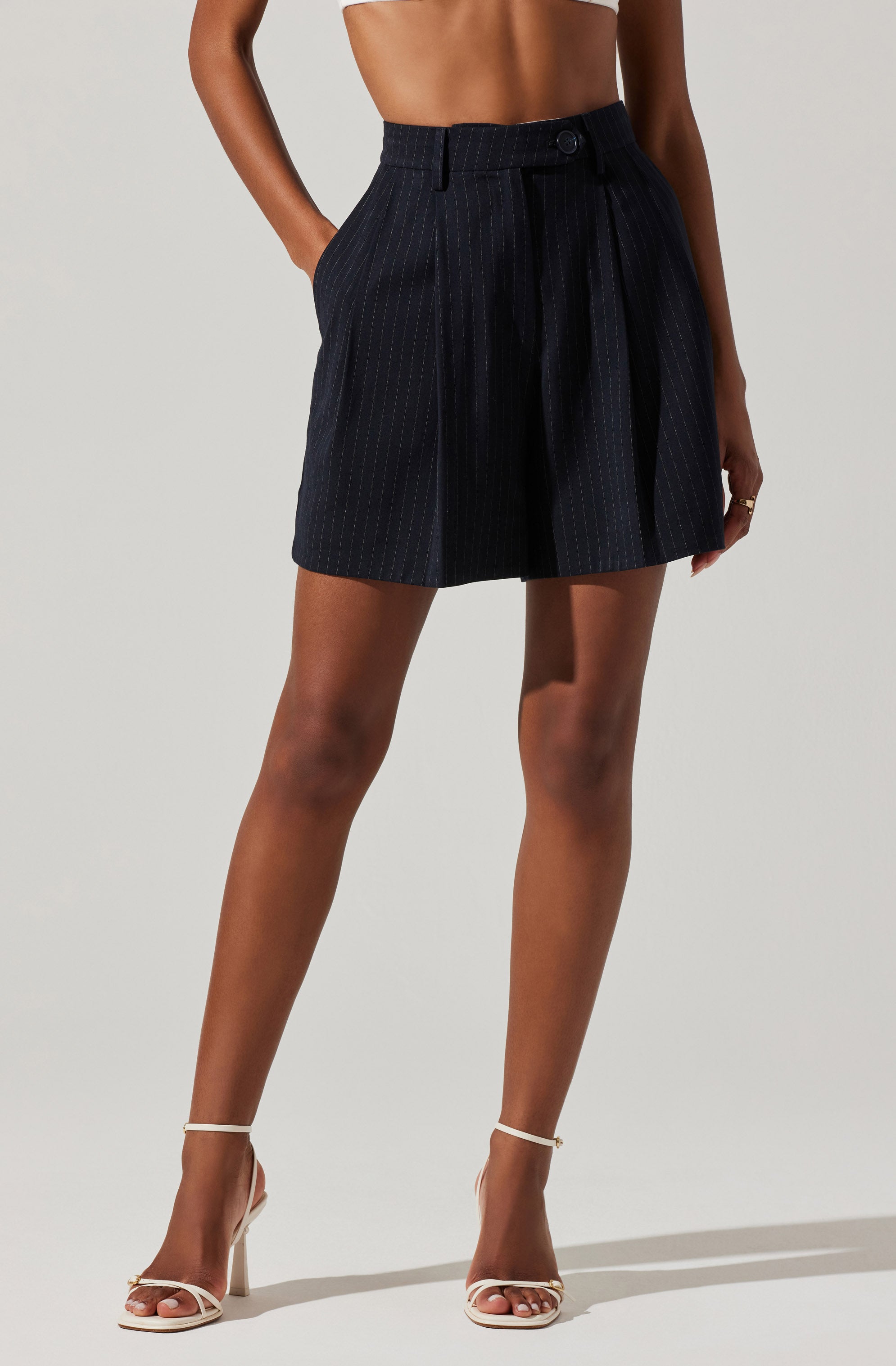 Preston Pinstripe Shorts-Aljck