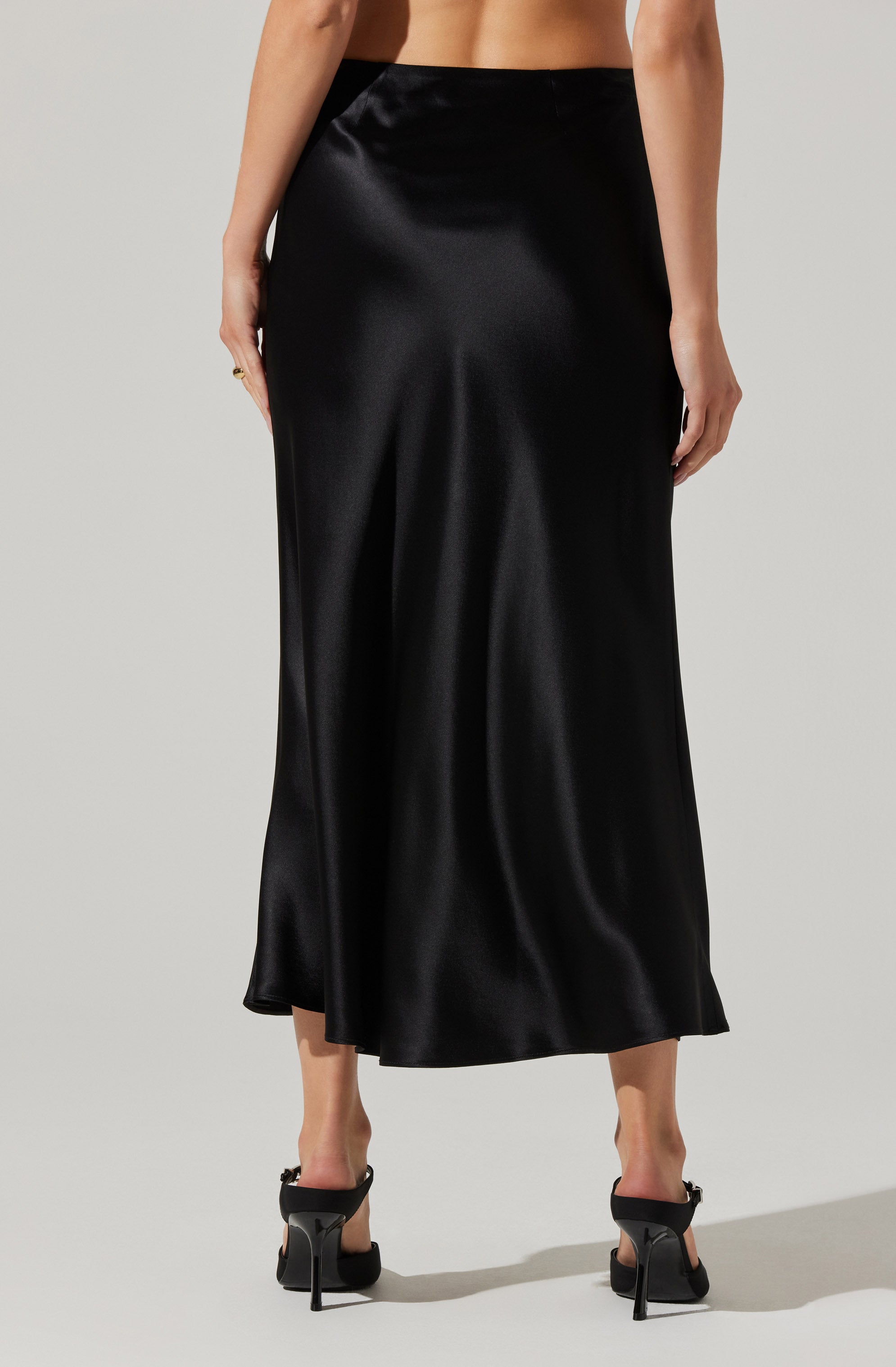 Windey Satin Maxi Skirt-Aljck