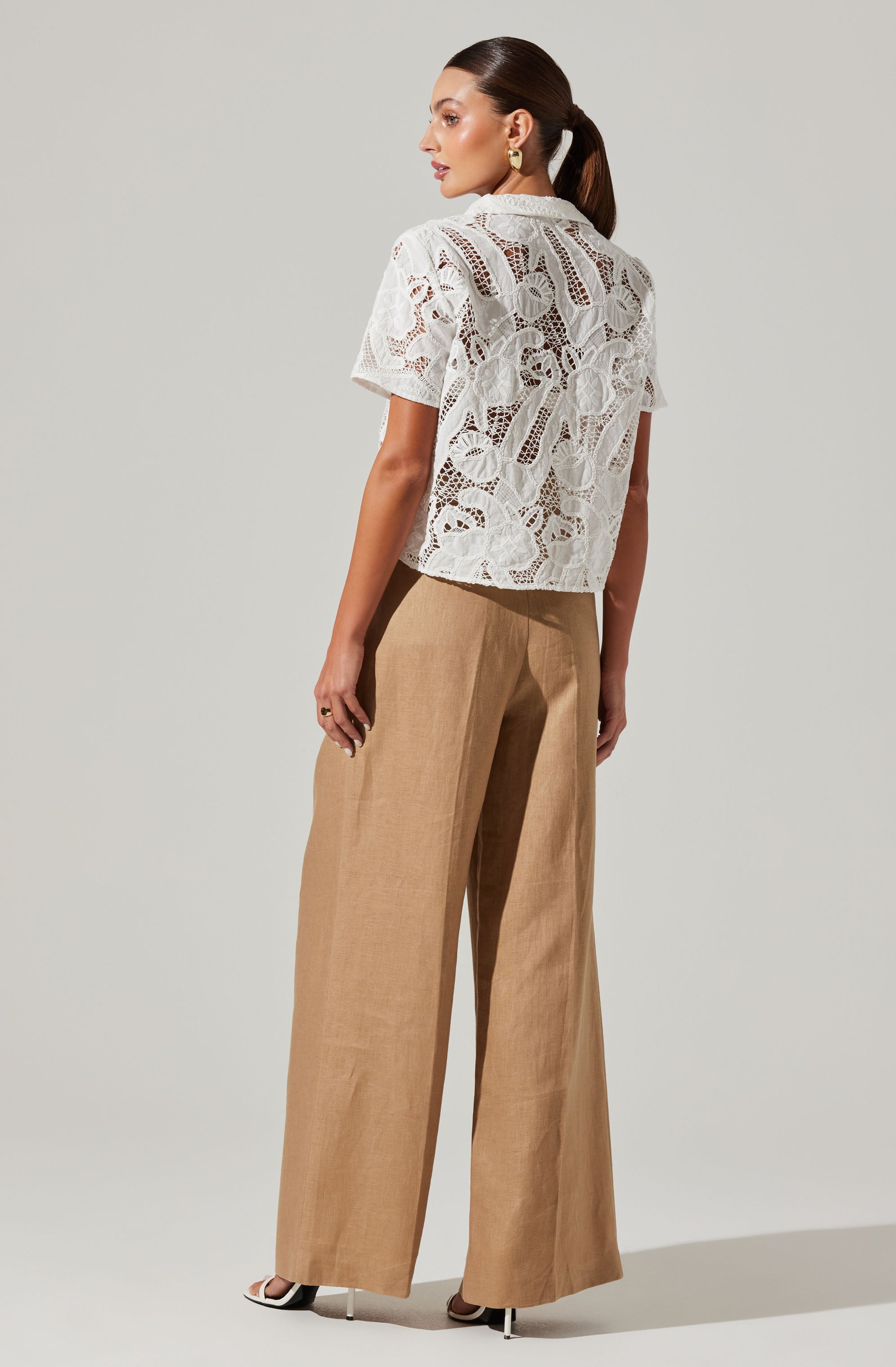 Tourist Lace Short Sleeve Top-Aljck