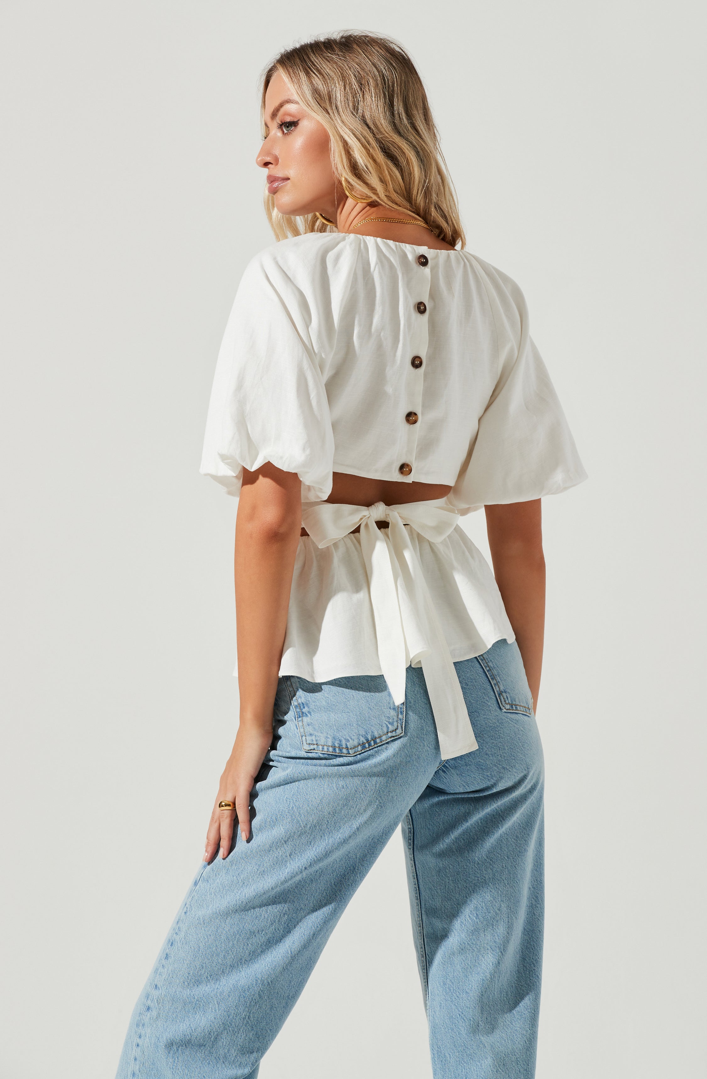 Vendetti Cutout Puff Sleeve Top-Aljck