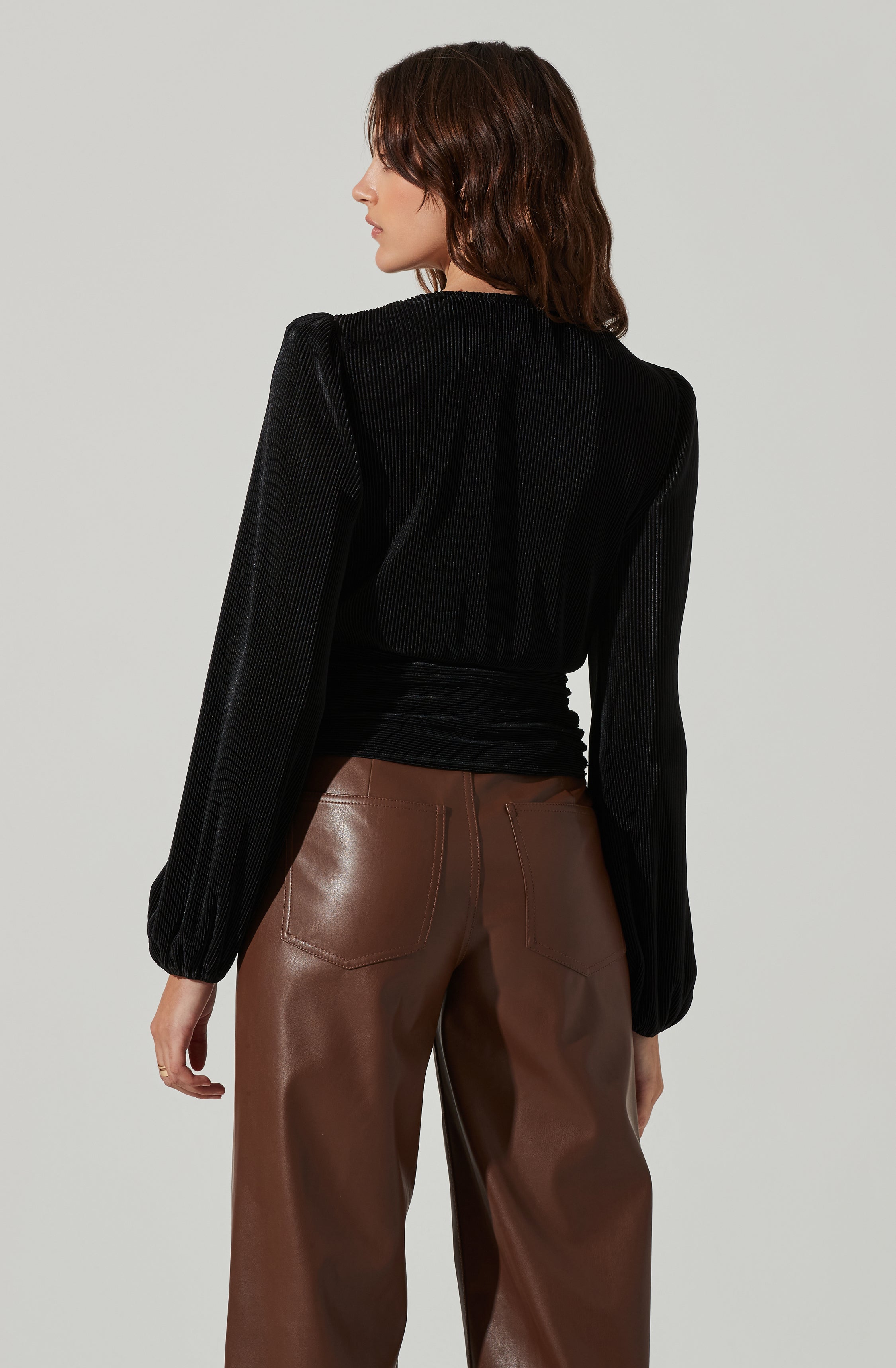 Braydon Pleated Ruched Front Long Sleeve Top-Aljck