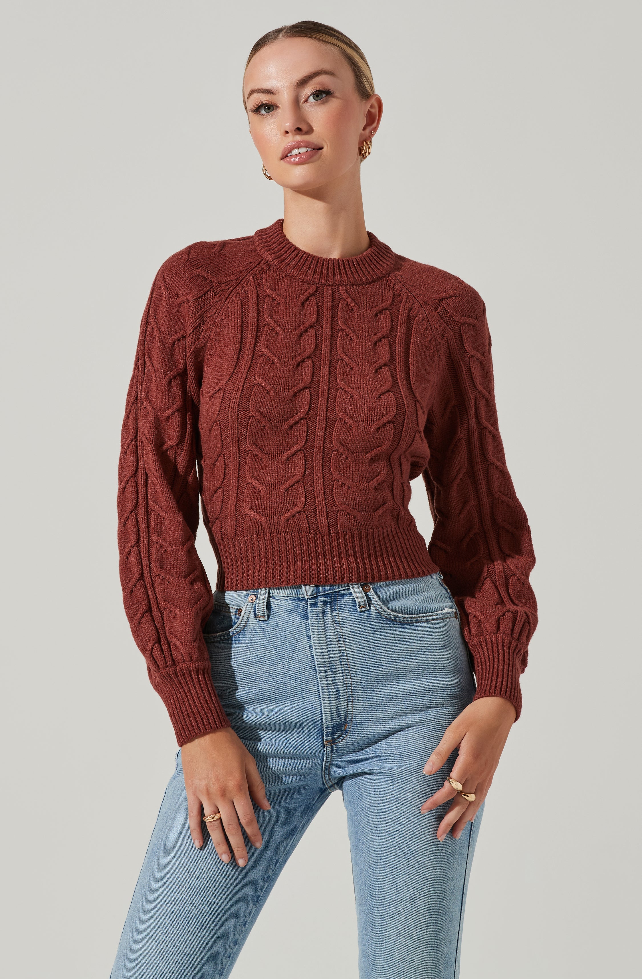 Inez Cable Knit Open Back Sweater-Aljck
