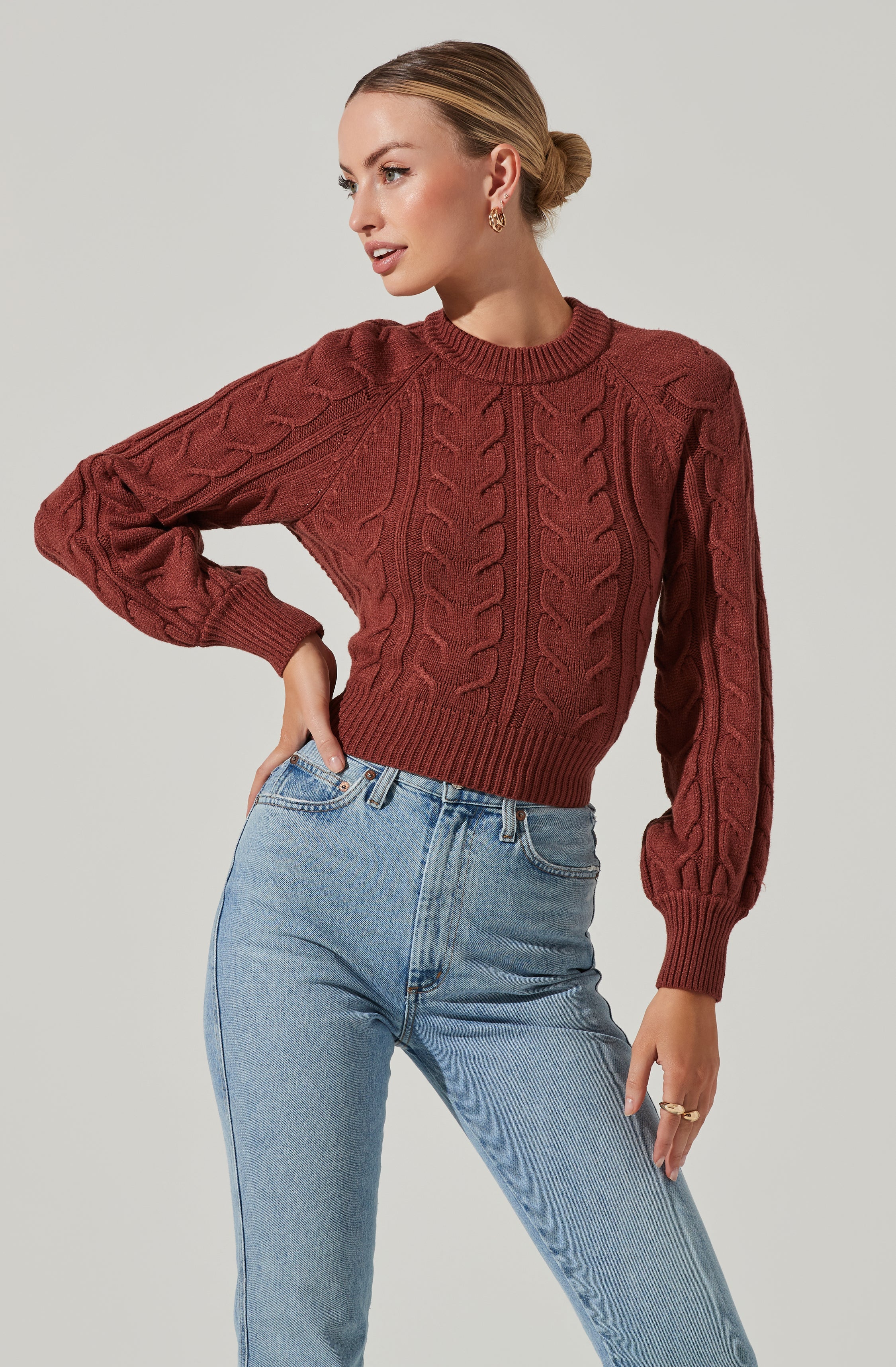 Inez Cable Knit Open Back Sweater-Aljck