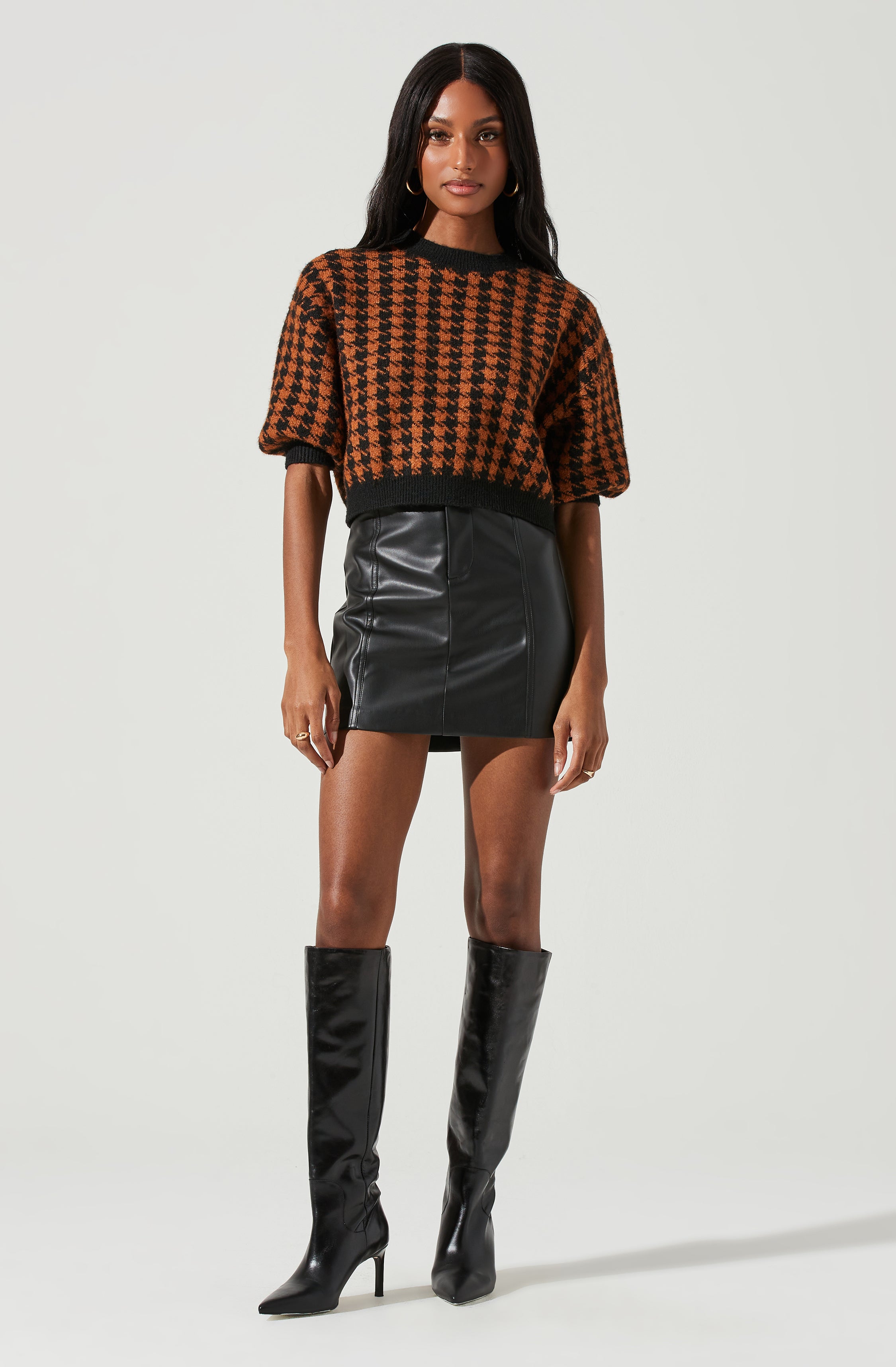 Colette Houndstooth Short Sleeve Sweater-Aljck