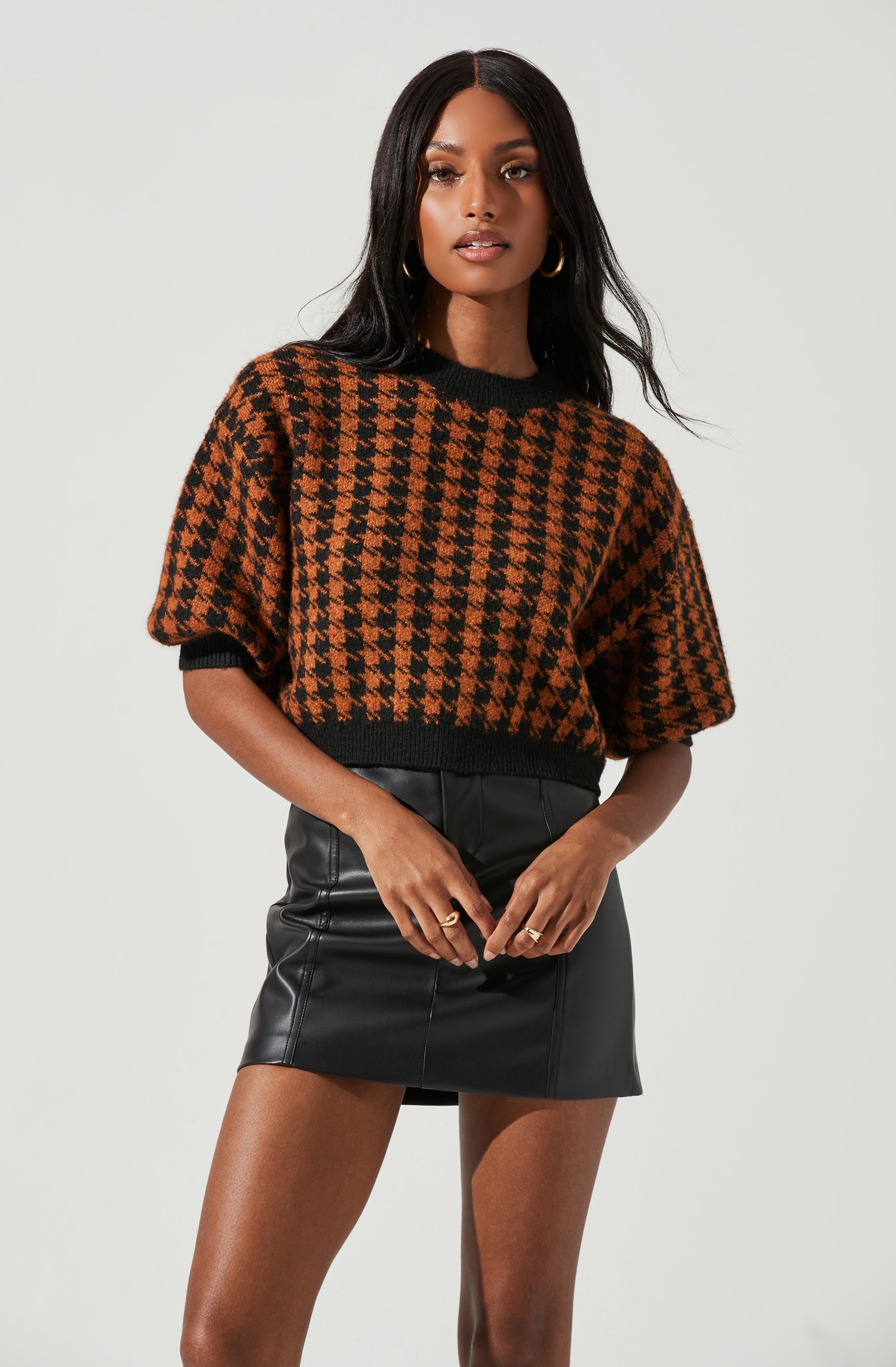 Colette Houndstooth Short Sleeve Sweater-Aljck