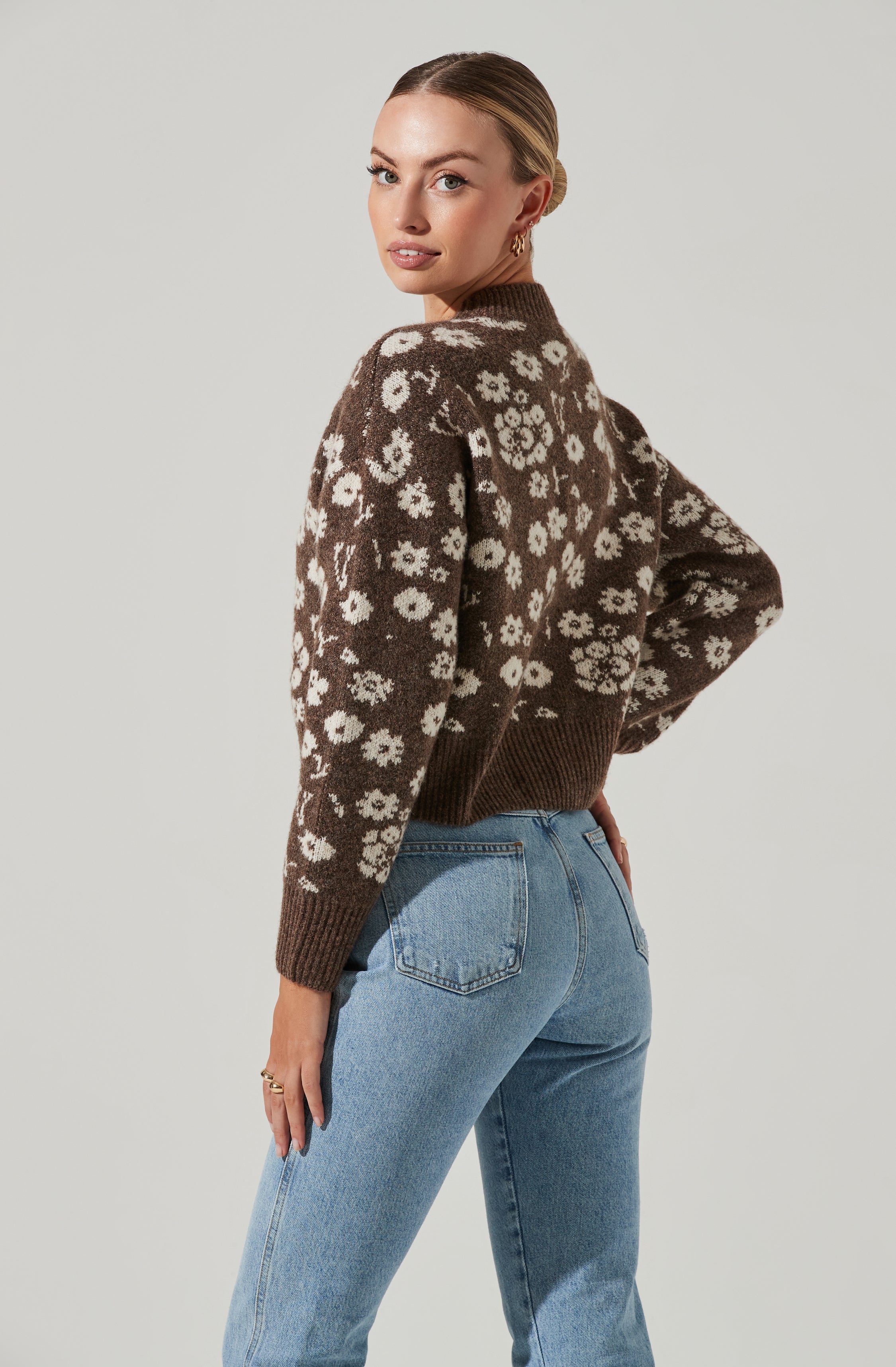 Saira Floral Sweater-Aljck