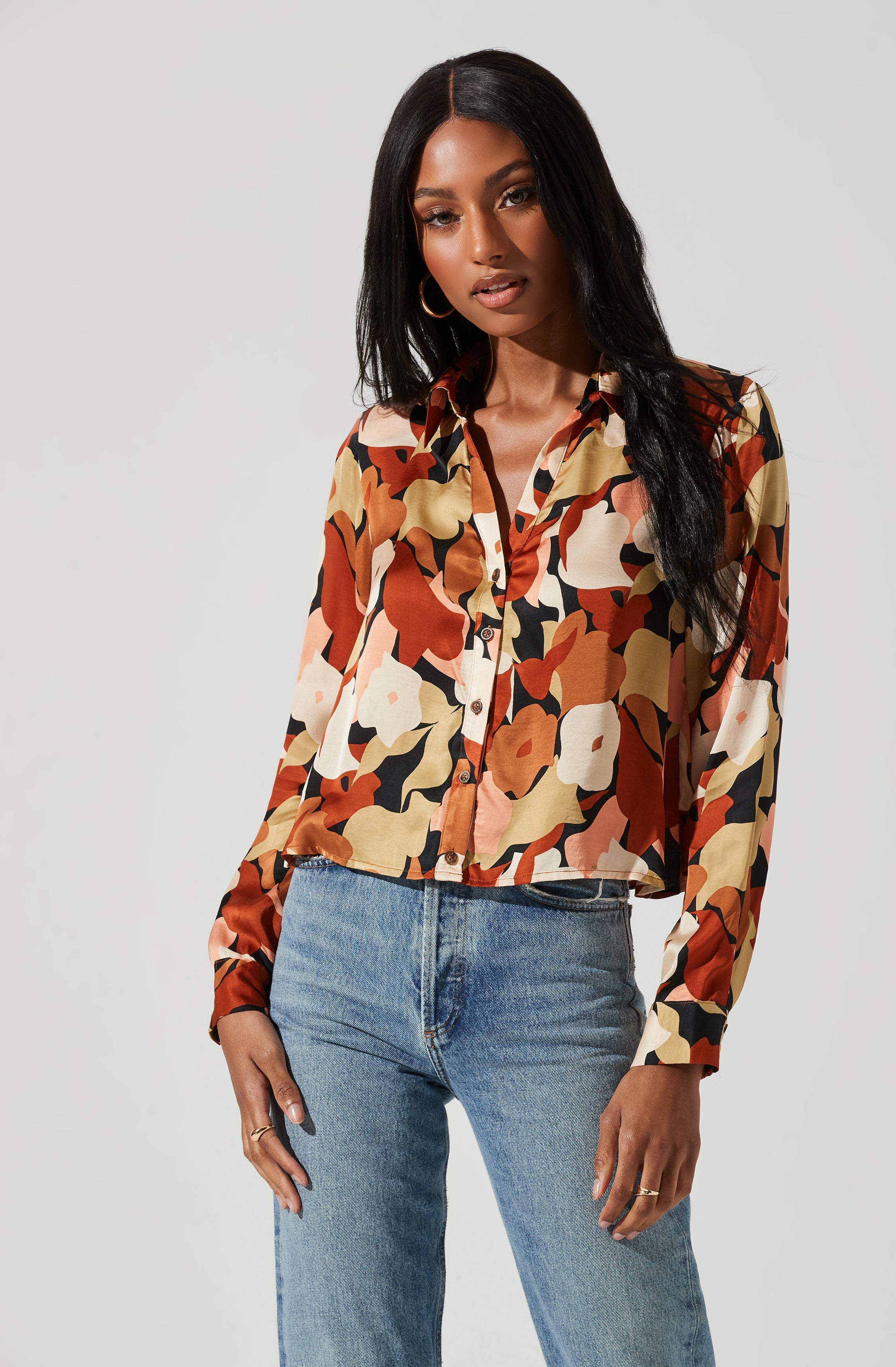 Yesenia Abstract Print Button Down Top-Aljck