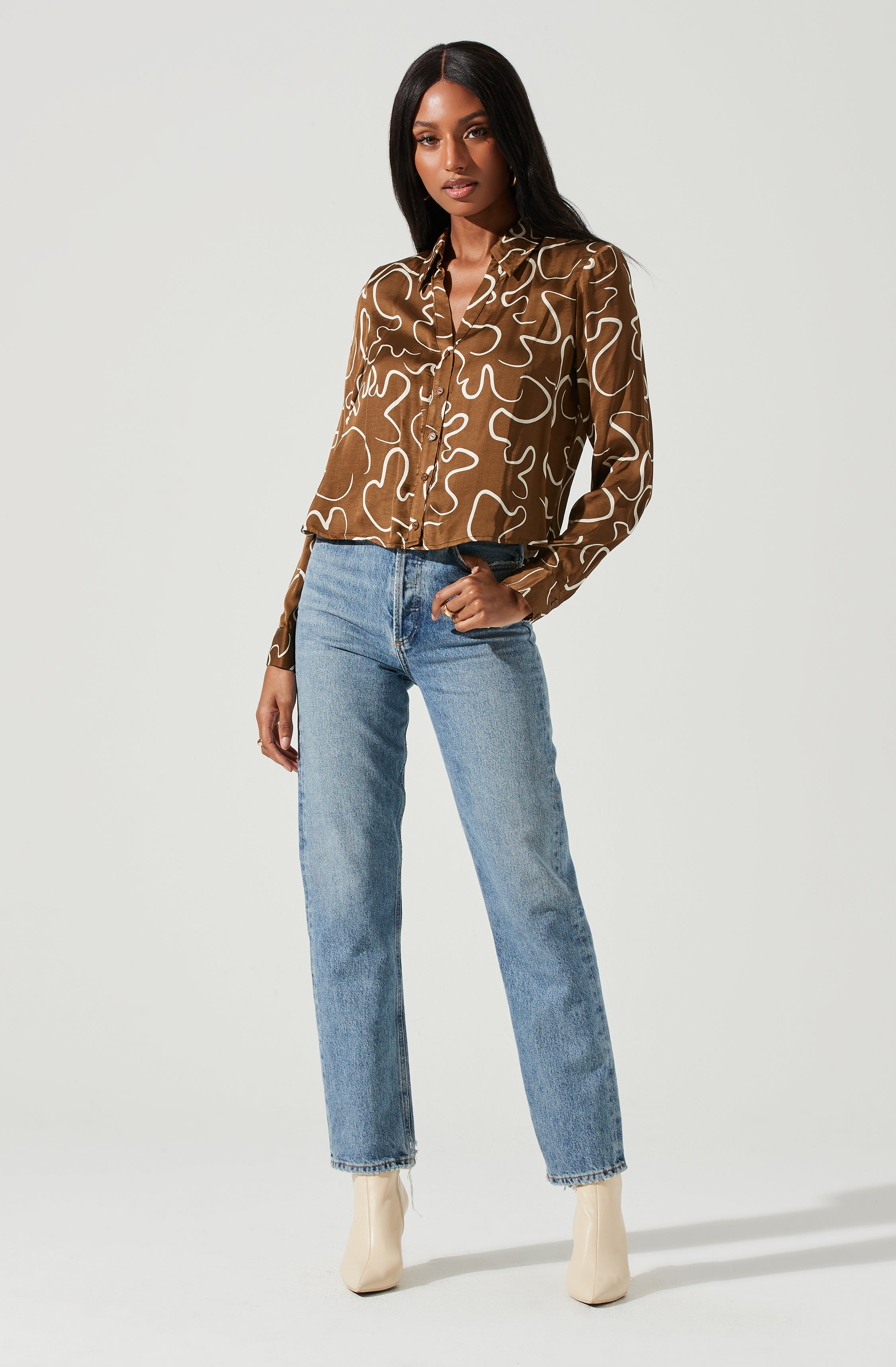 Yesenia Abstract Print Button Down Top-Aljck