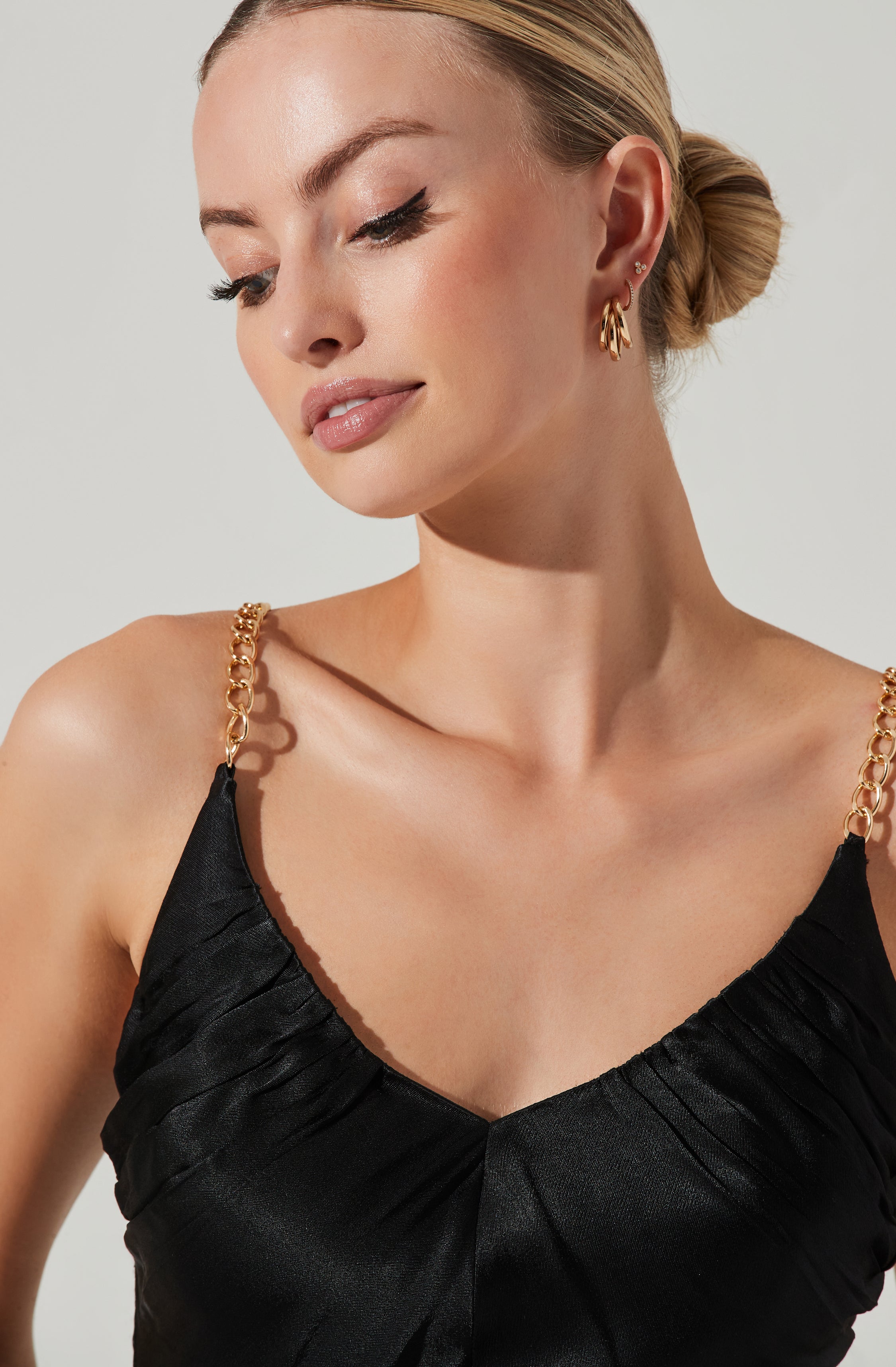 Turin Satin Chain Strap Top-Aljck