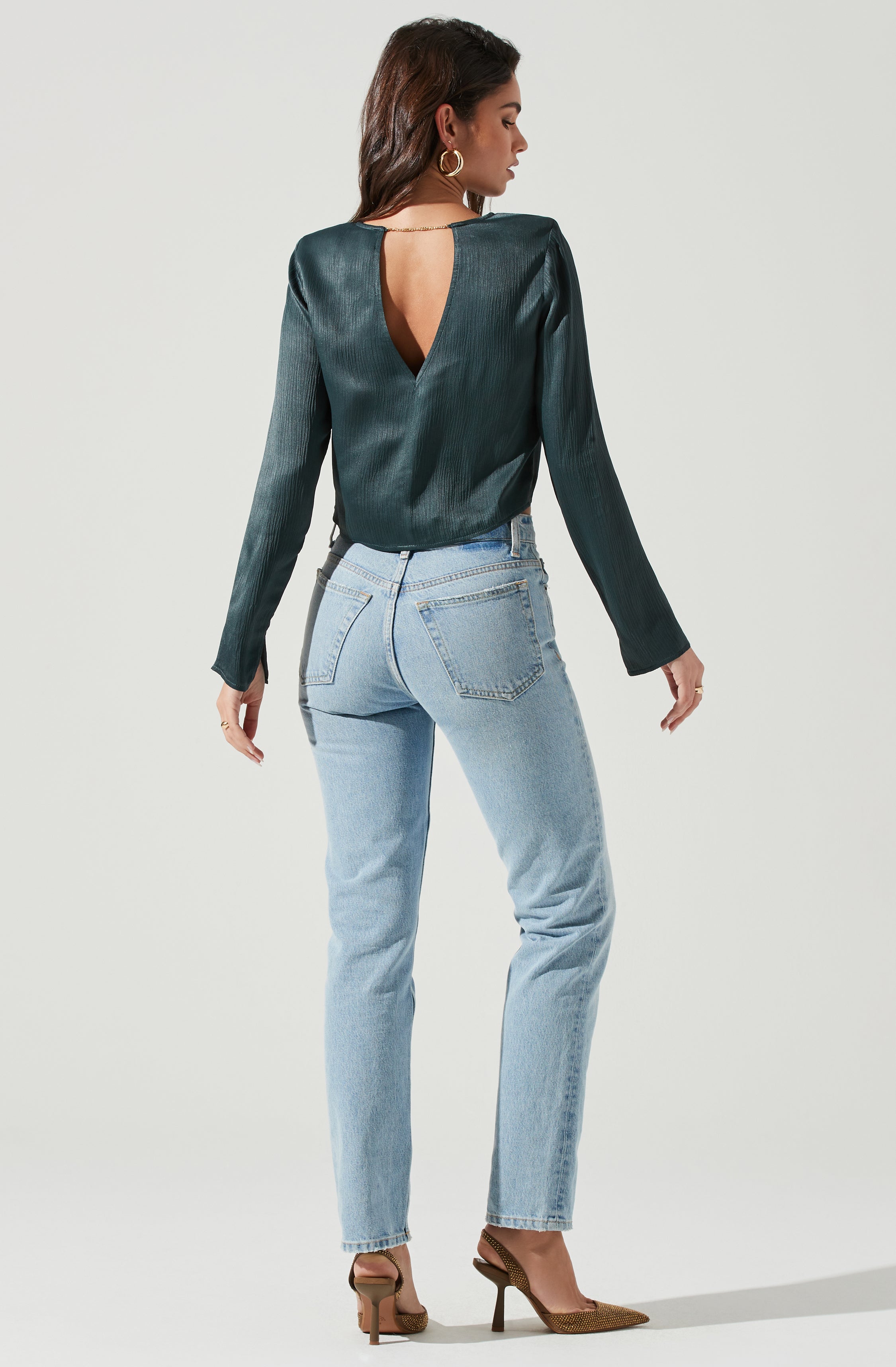 Petra Satin Chain Link Top-Aljck