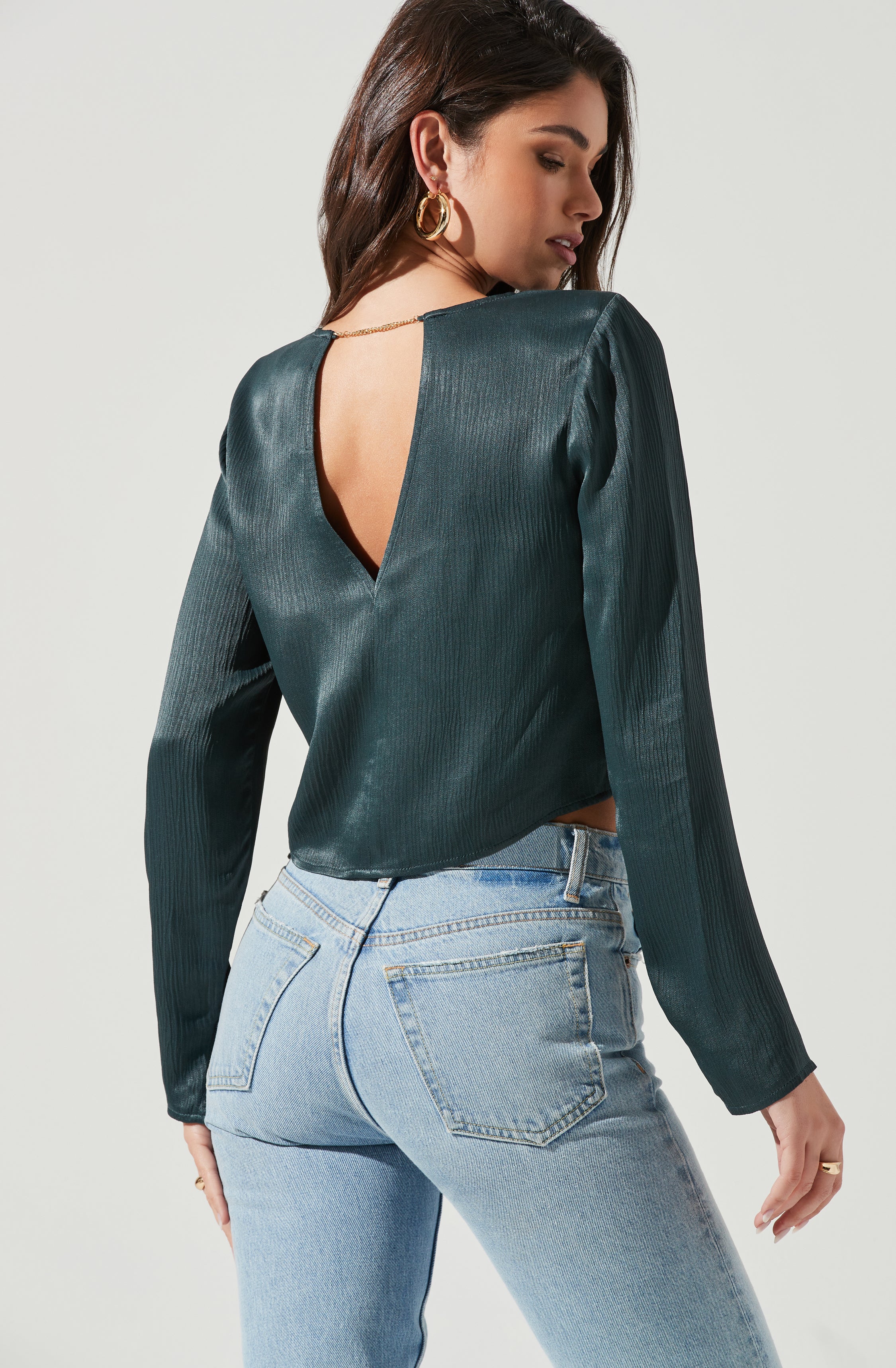 Petra Satin Chain Link Top-Aljck