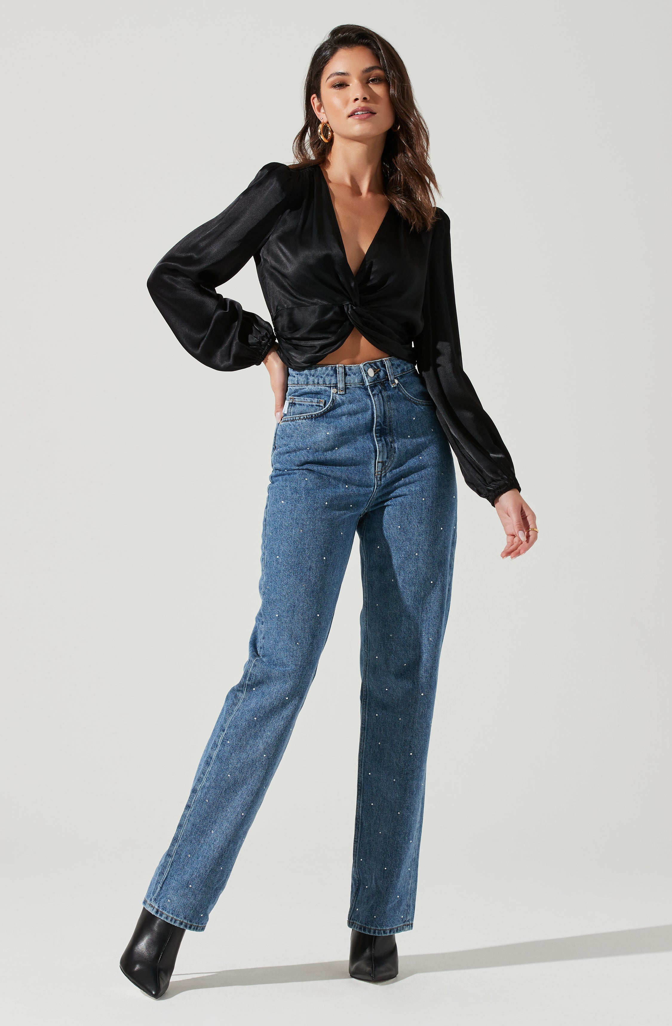 Nix Twist Front Long Sleeve Top-Aljck