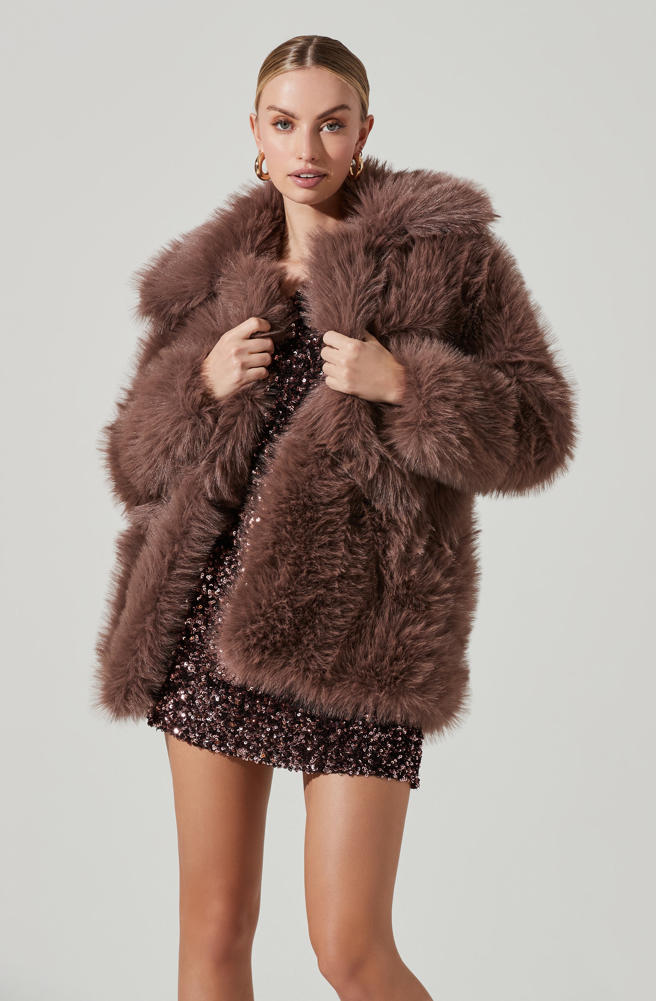 Hadley Faux Fur Coat-Aljck