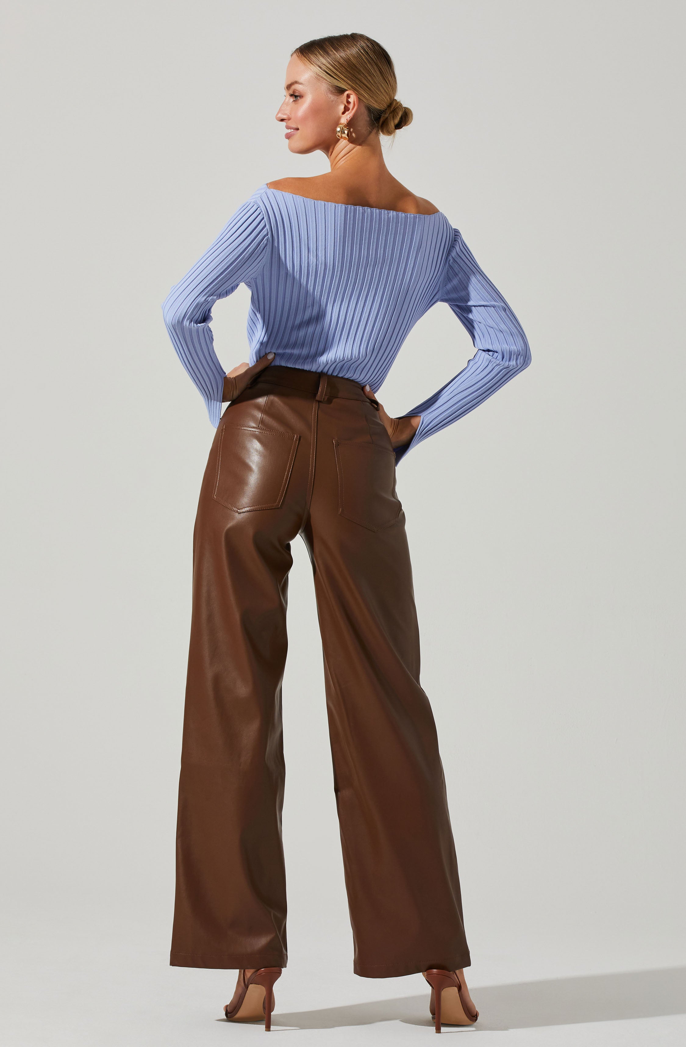 Alessandra Ribbed Off Shoulder Sweater-Aljck