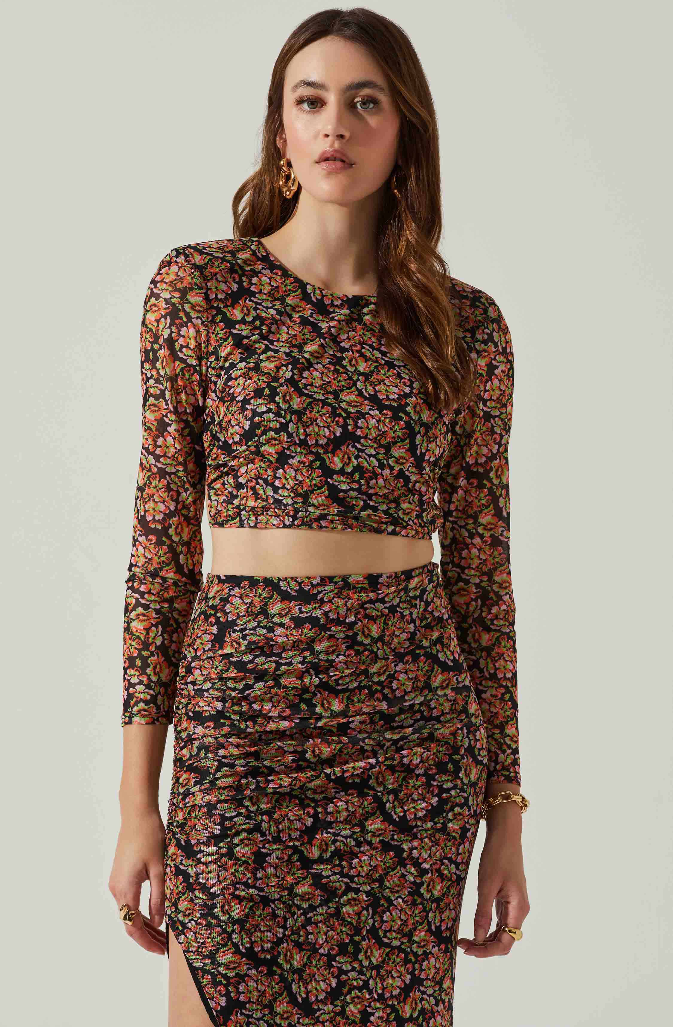 Louisa Floral Long Sleeve Open Back Crop Top-Aljck