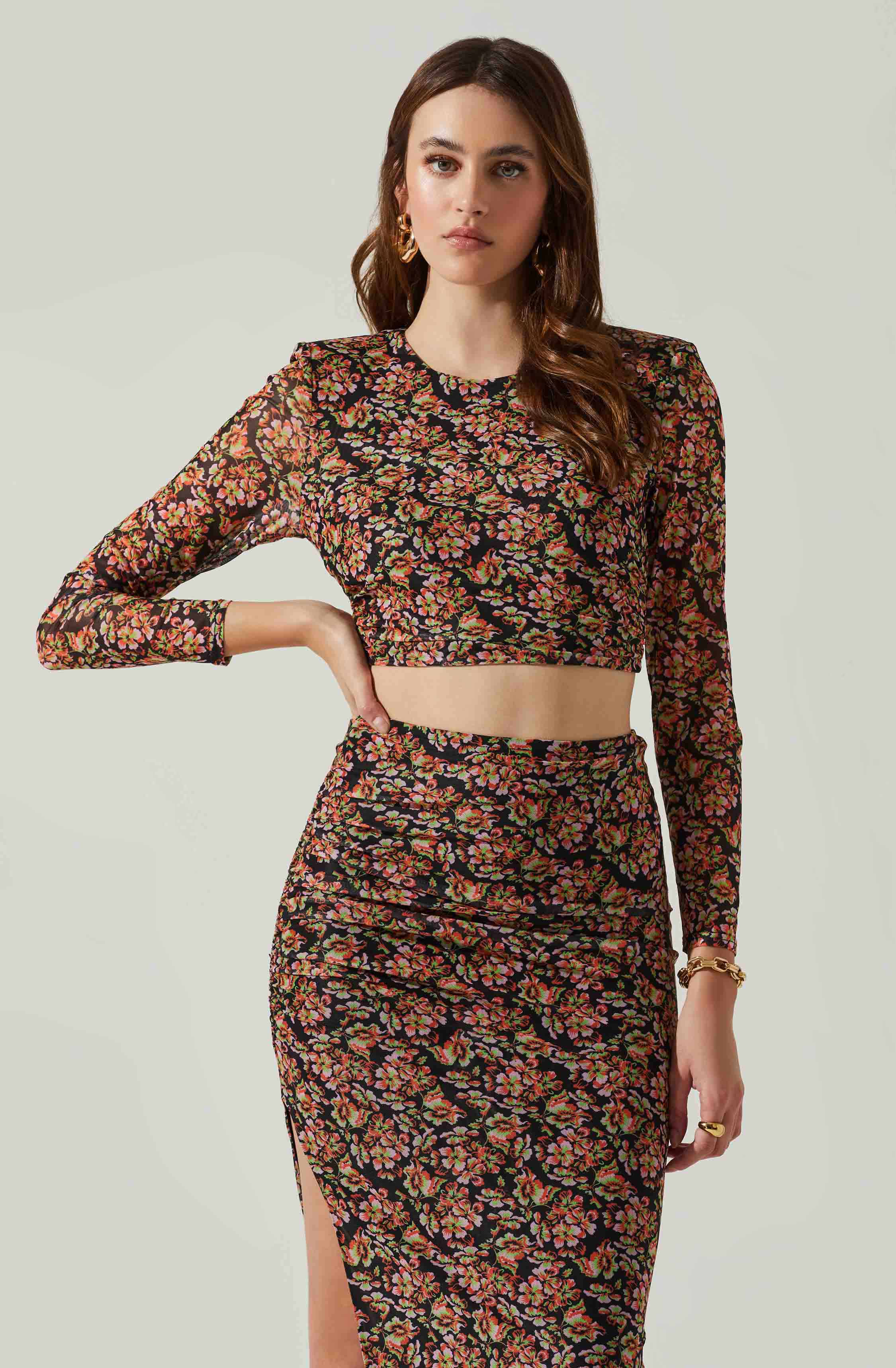 Louisa Floral Long Sleeve Open Back Crop Top-Aljck