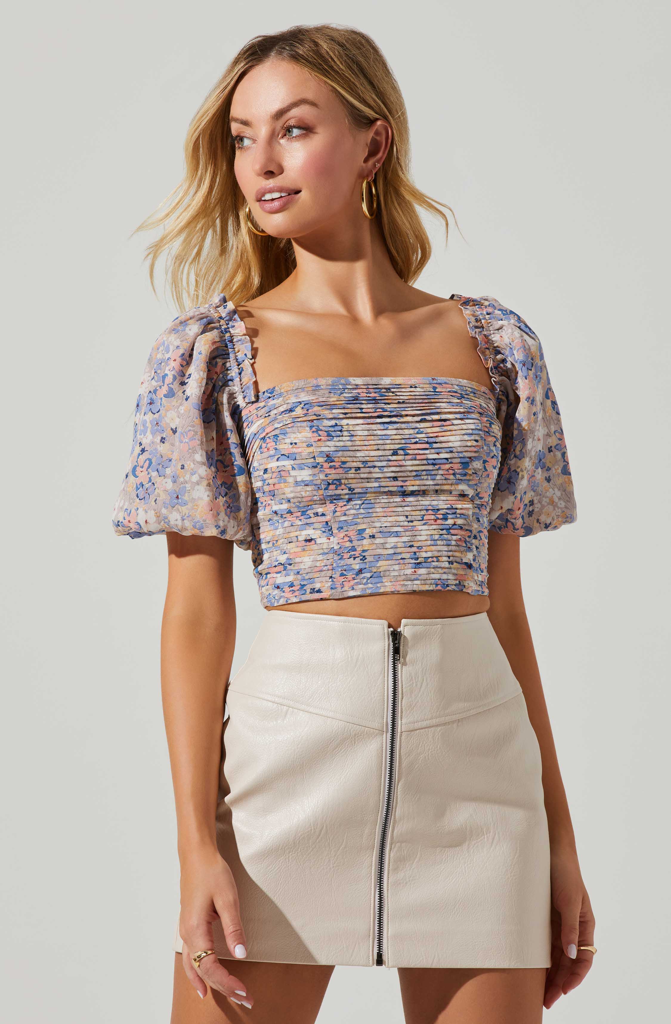Lin Floral Pleated Puff Sleeve Top-Aljck