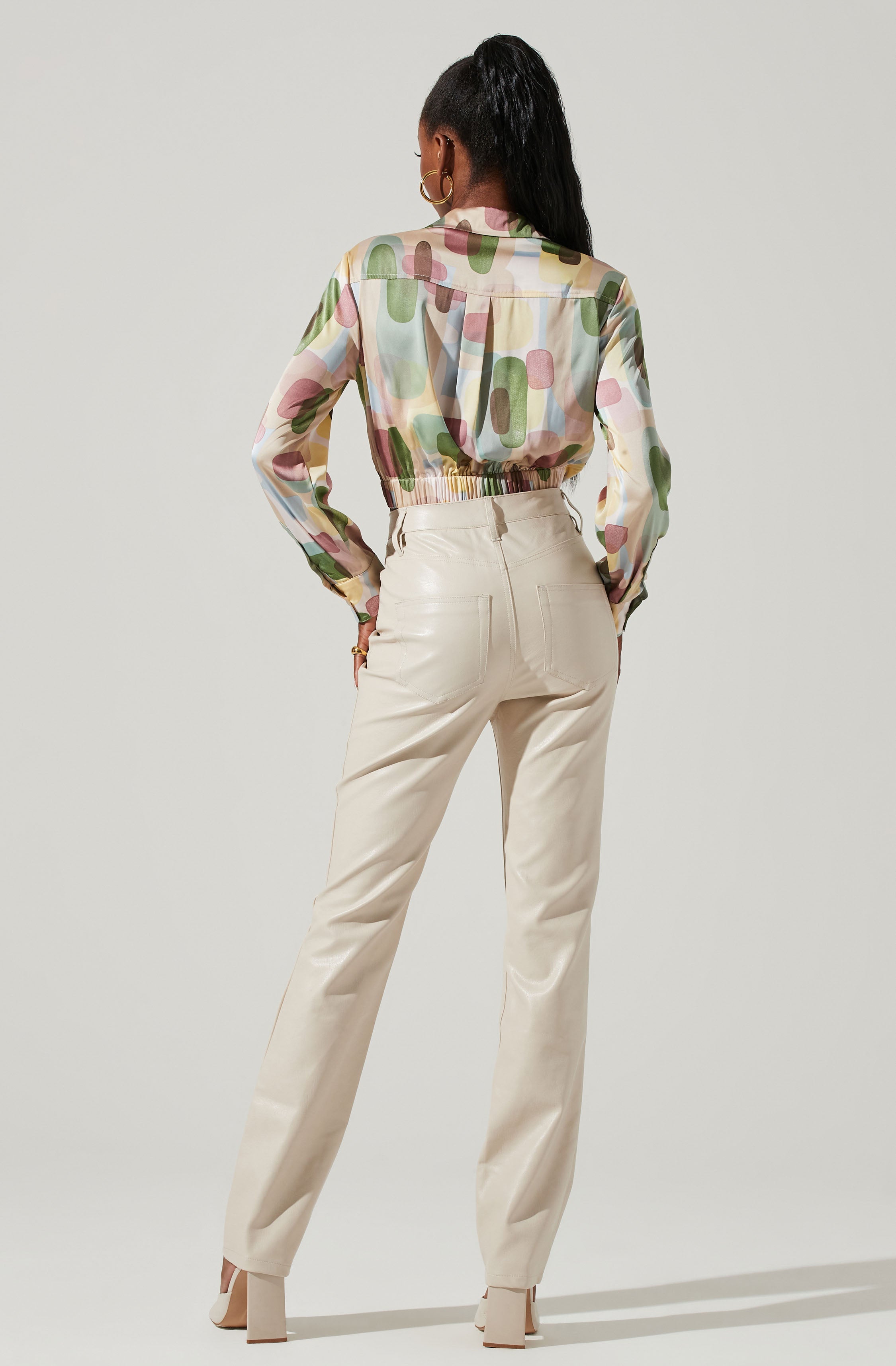 Camden Geo Print Button Down Top-Aljck