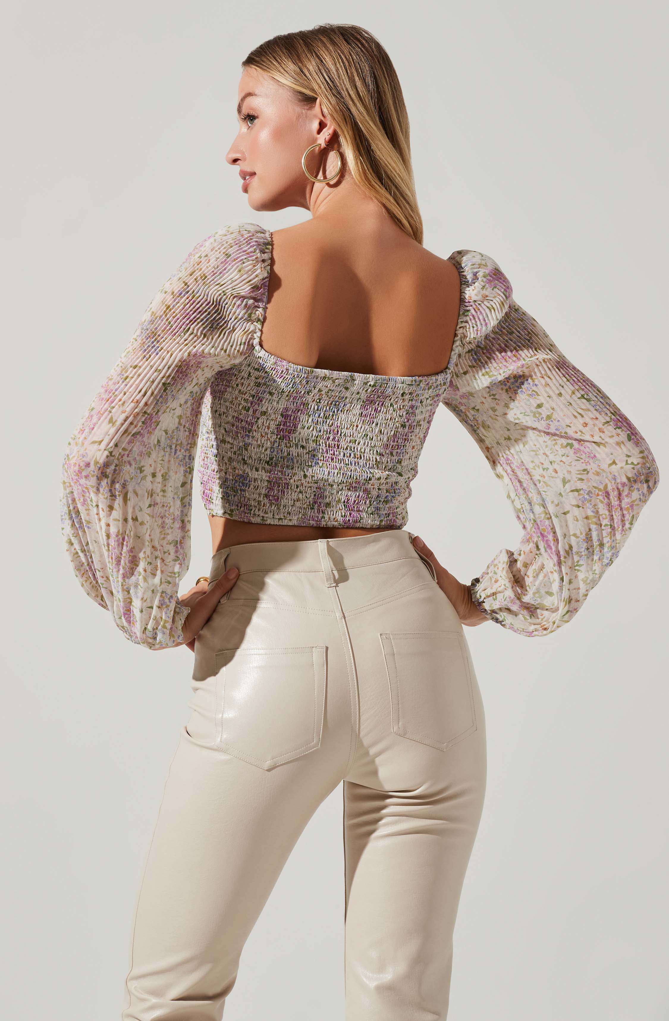 Bonnie Floral Plisse Long Sleeve Crop Top-Aljck