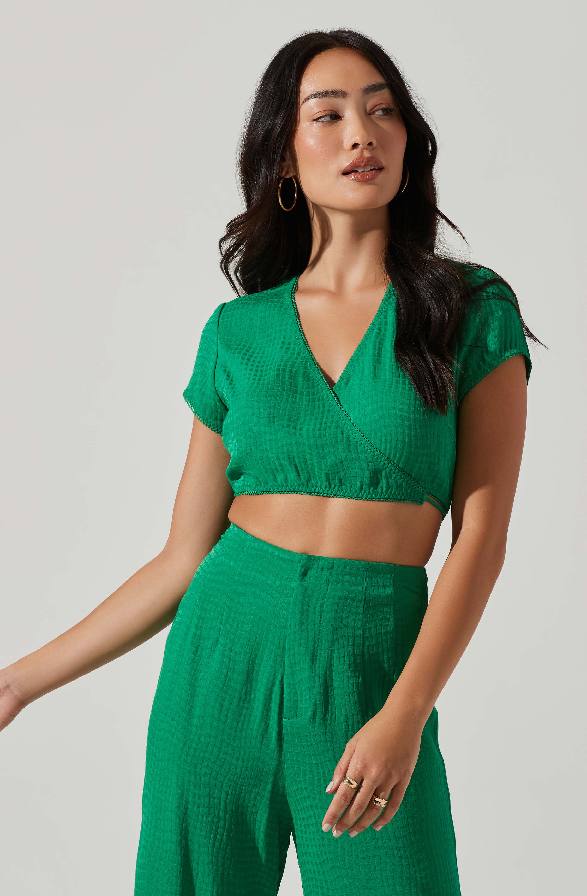 Sayla V-Neck Top-Aljck