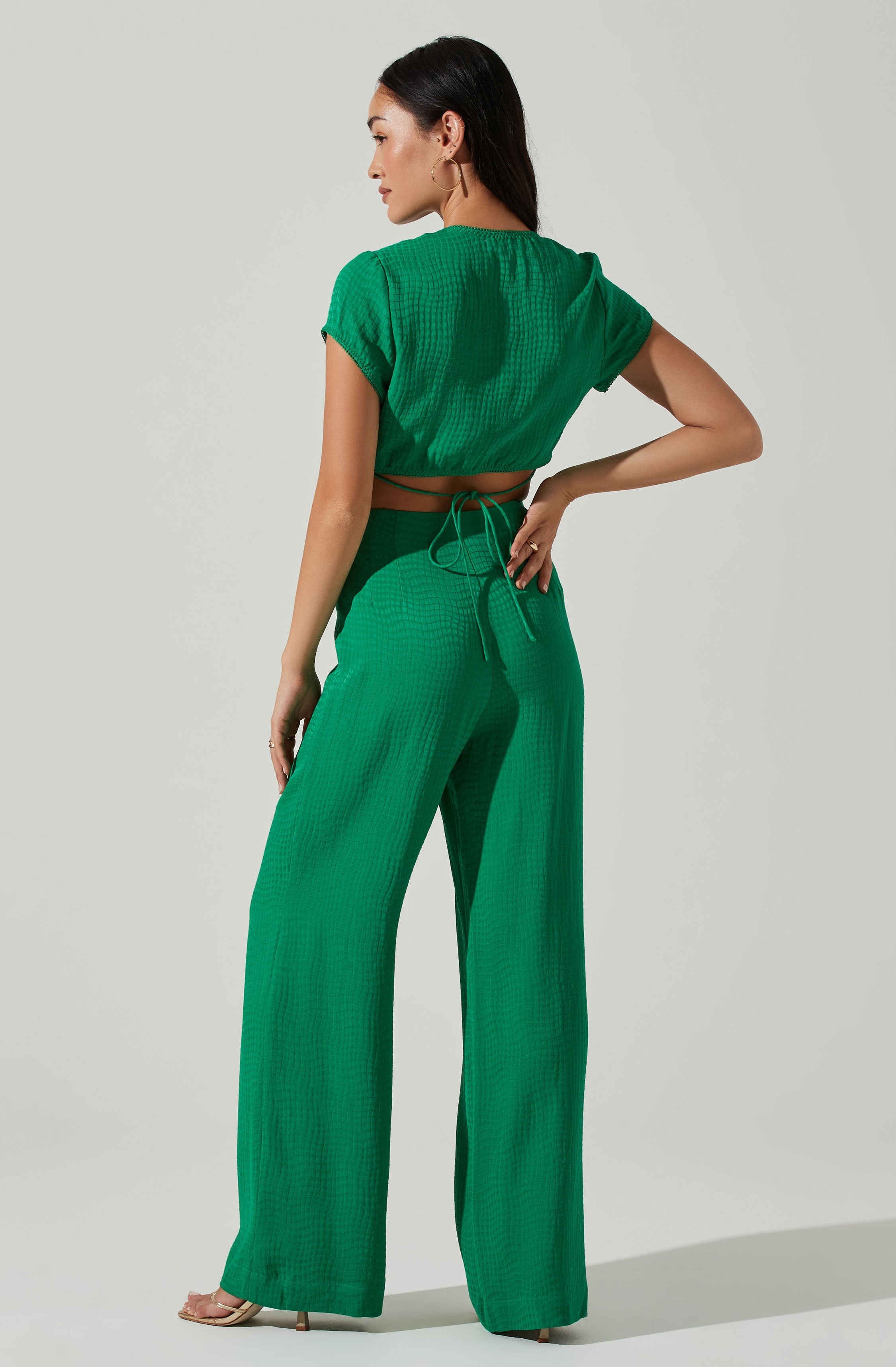 Sayla V-Neck Top-Aljck