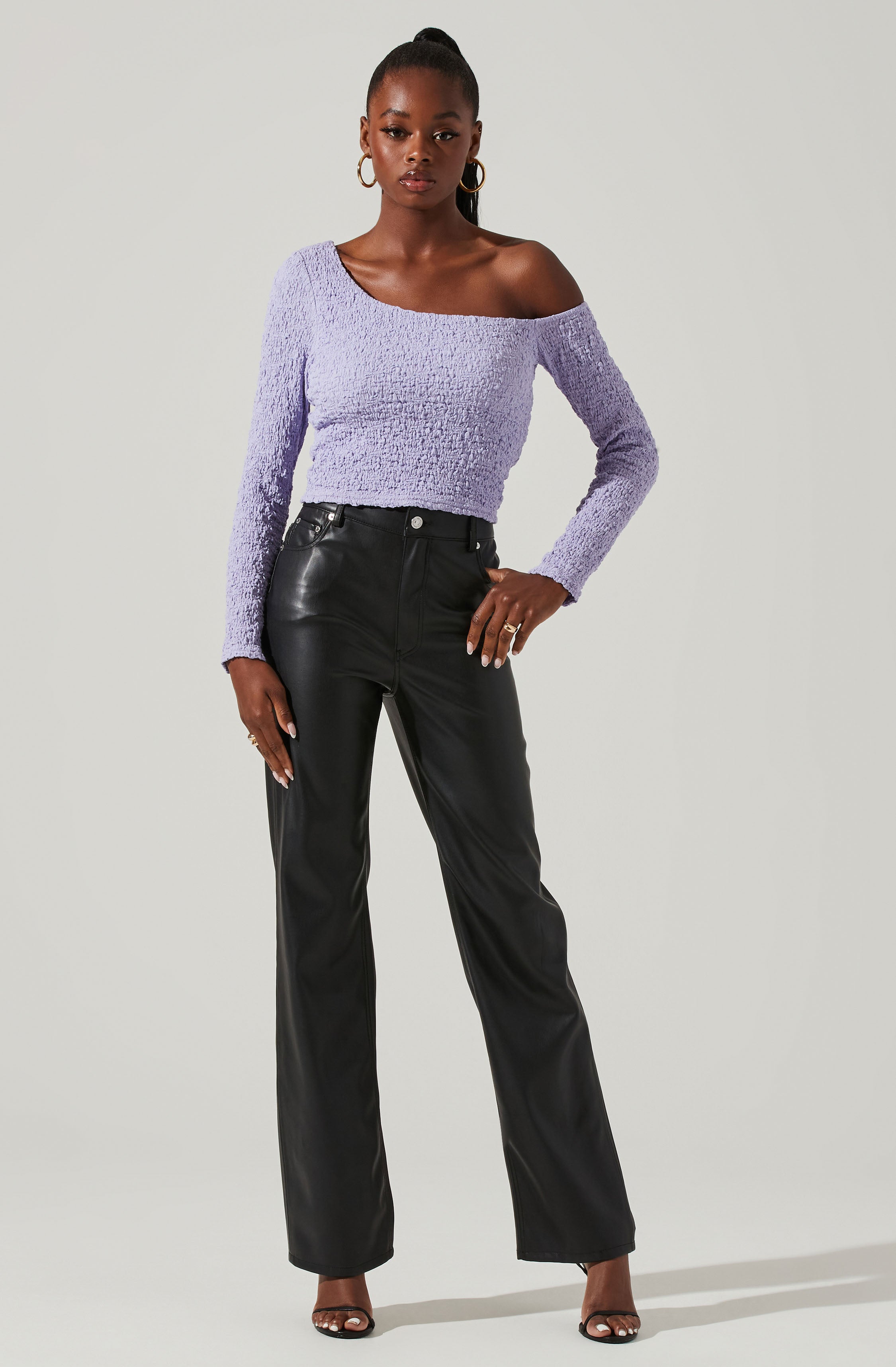Finley Crinkled Off Shoulder Long Sleeve Crop Top-Aljck
